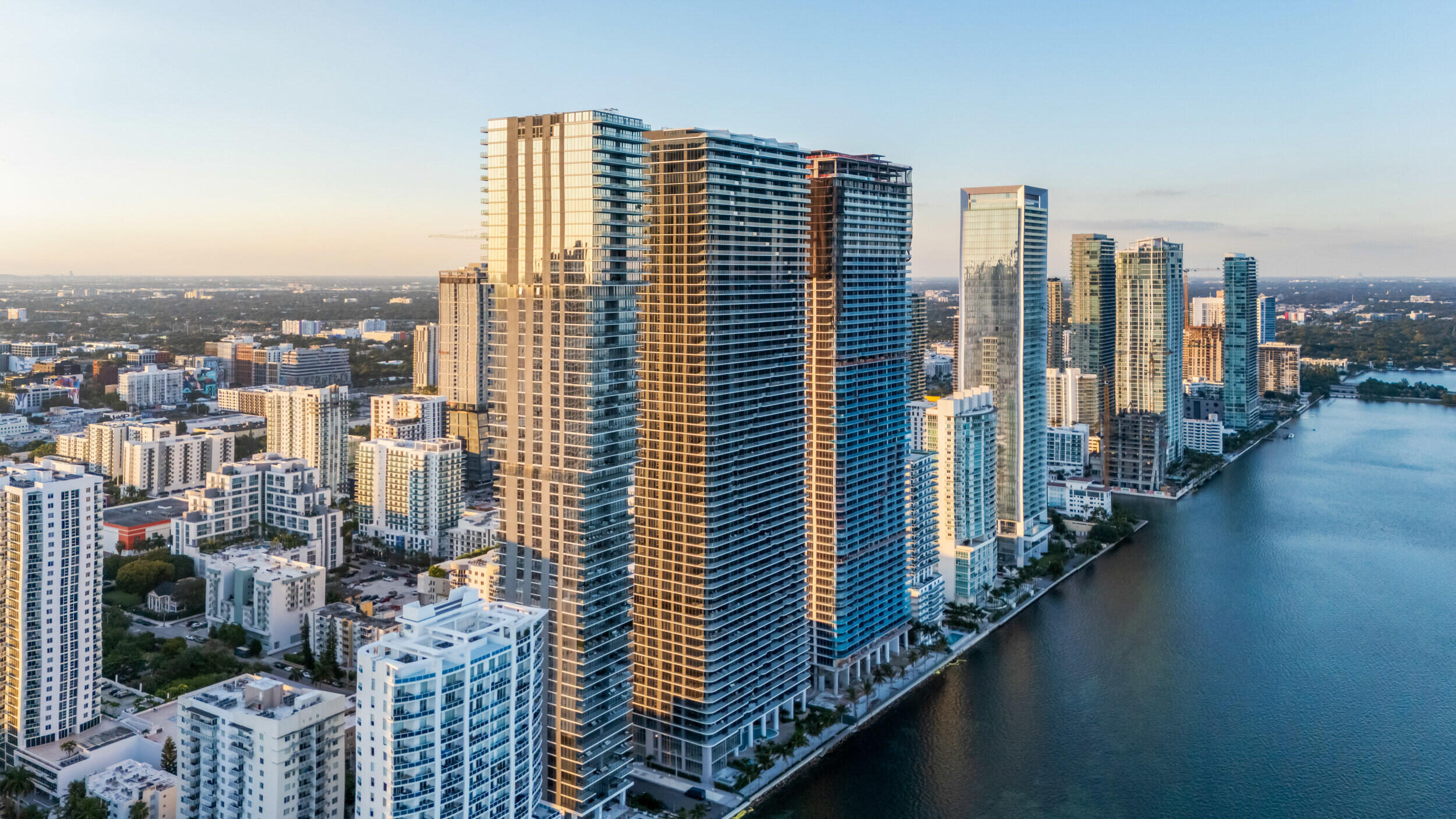 700 NE 24th #PH 6003, Miami FL 33137