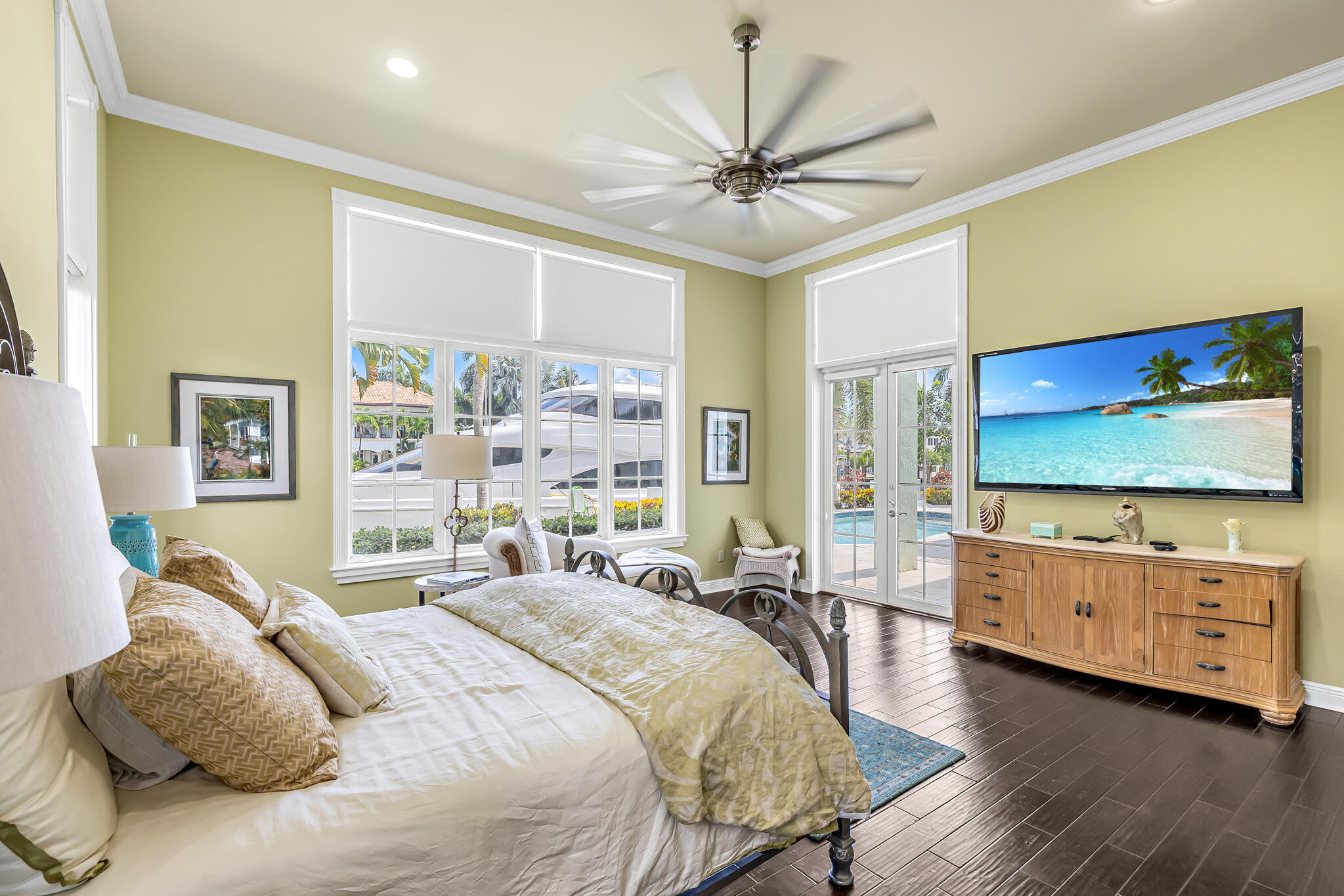 2409 NE 27TH, Lighthouse Point FL 33064