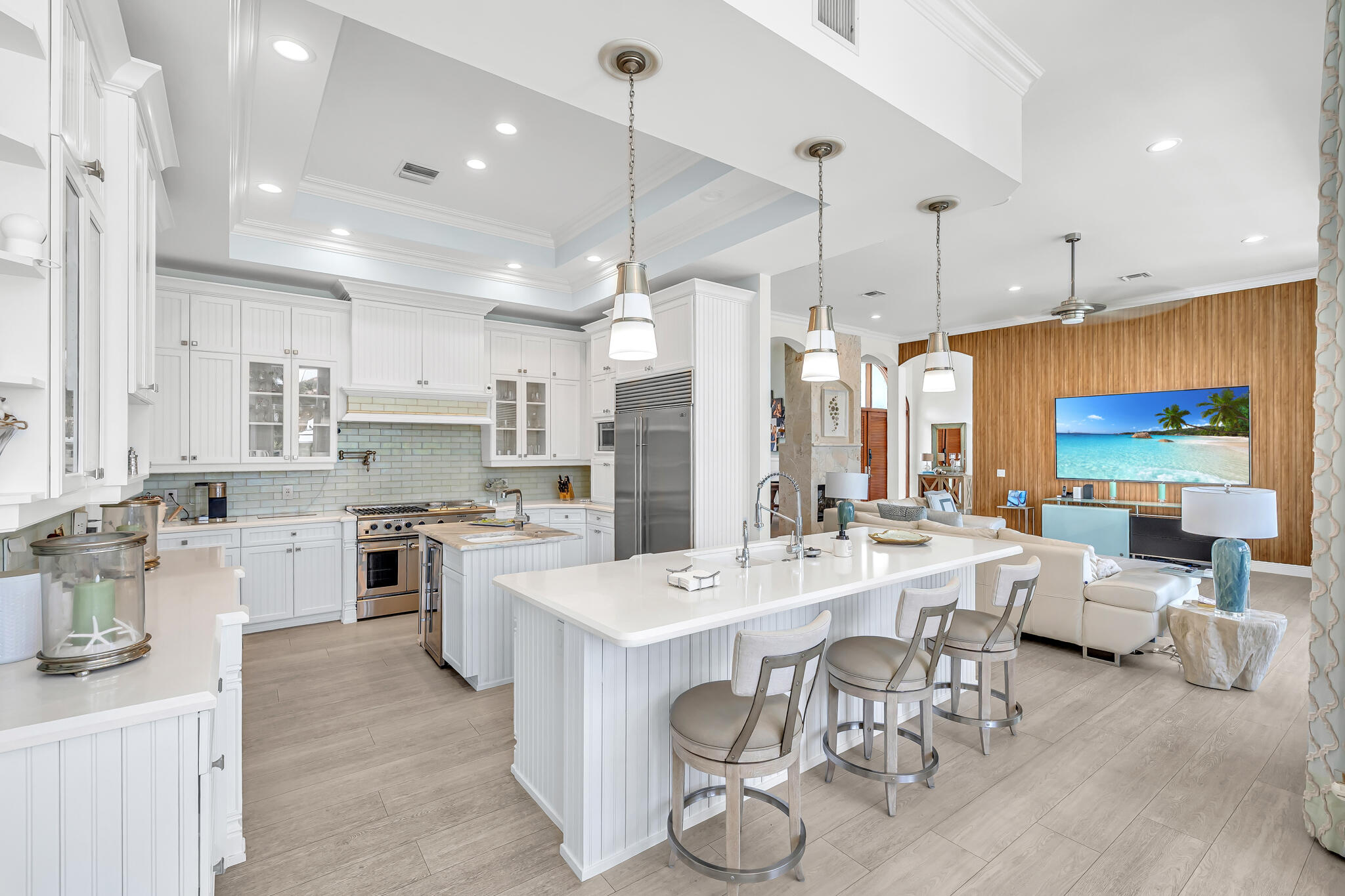 2409 NE 27TH, Lighthouse Point FL 33064