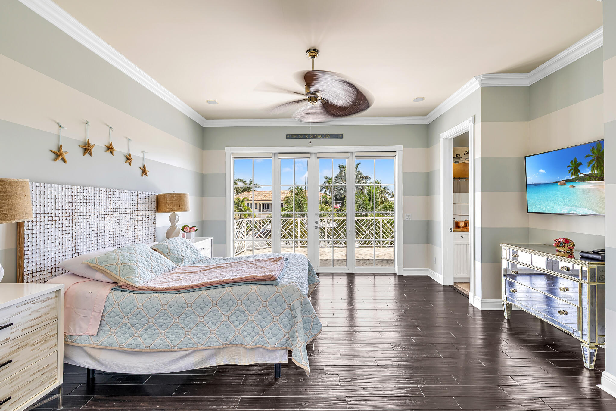 2409 NE 27TH, Lighthouse Point FL 33064