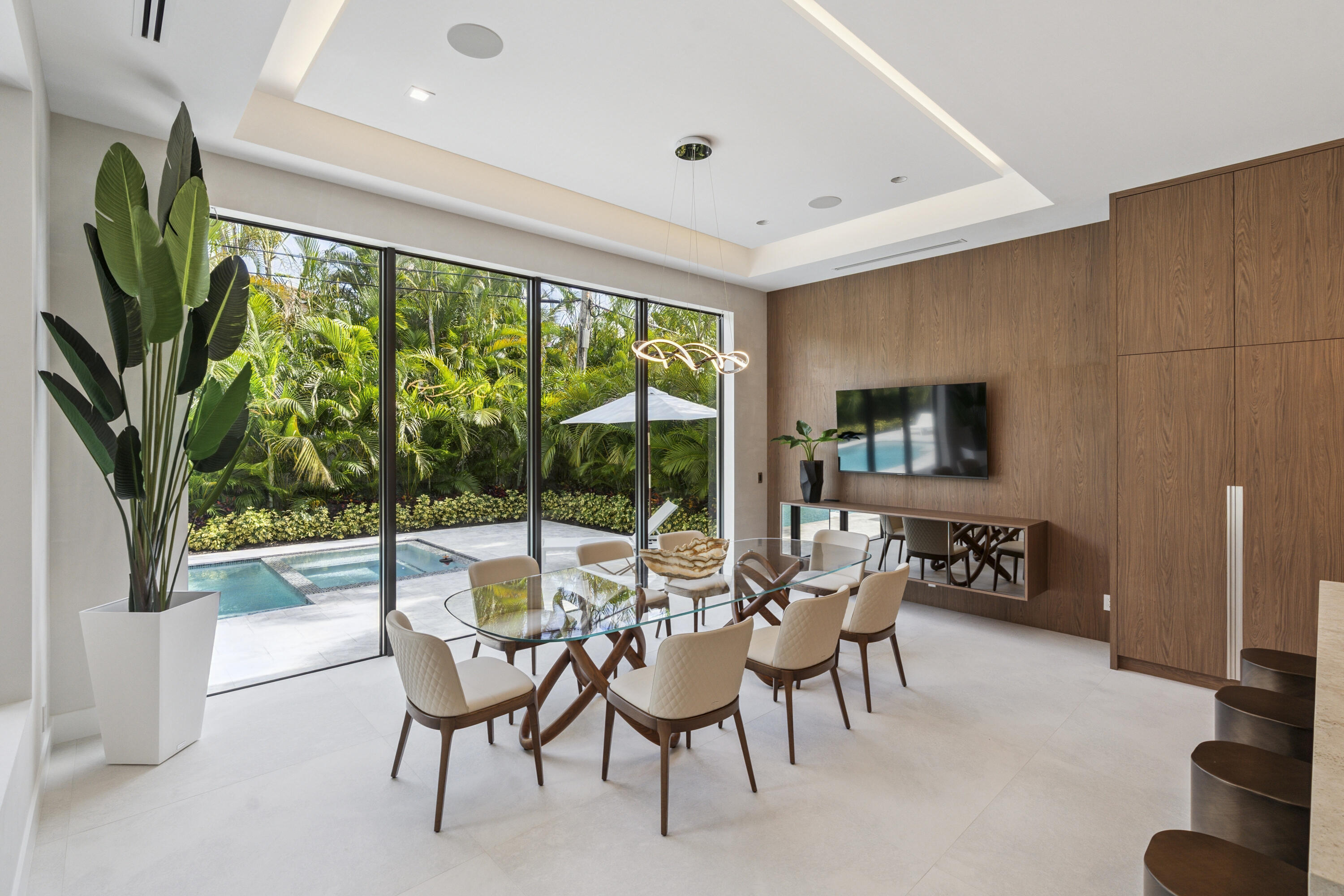 255 NE 3rd, Boca Raton FL 33432