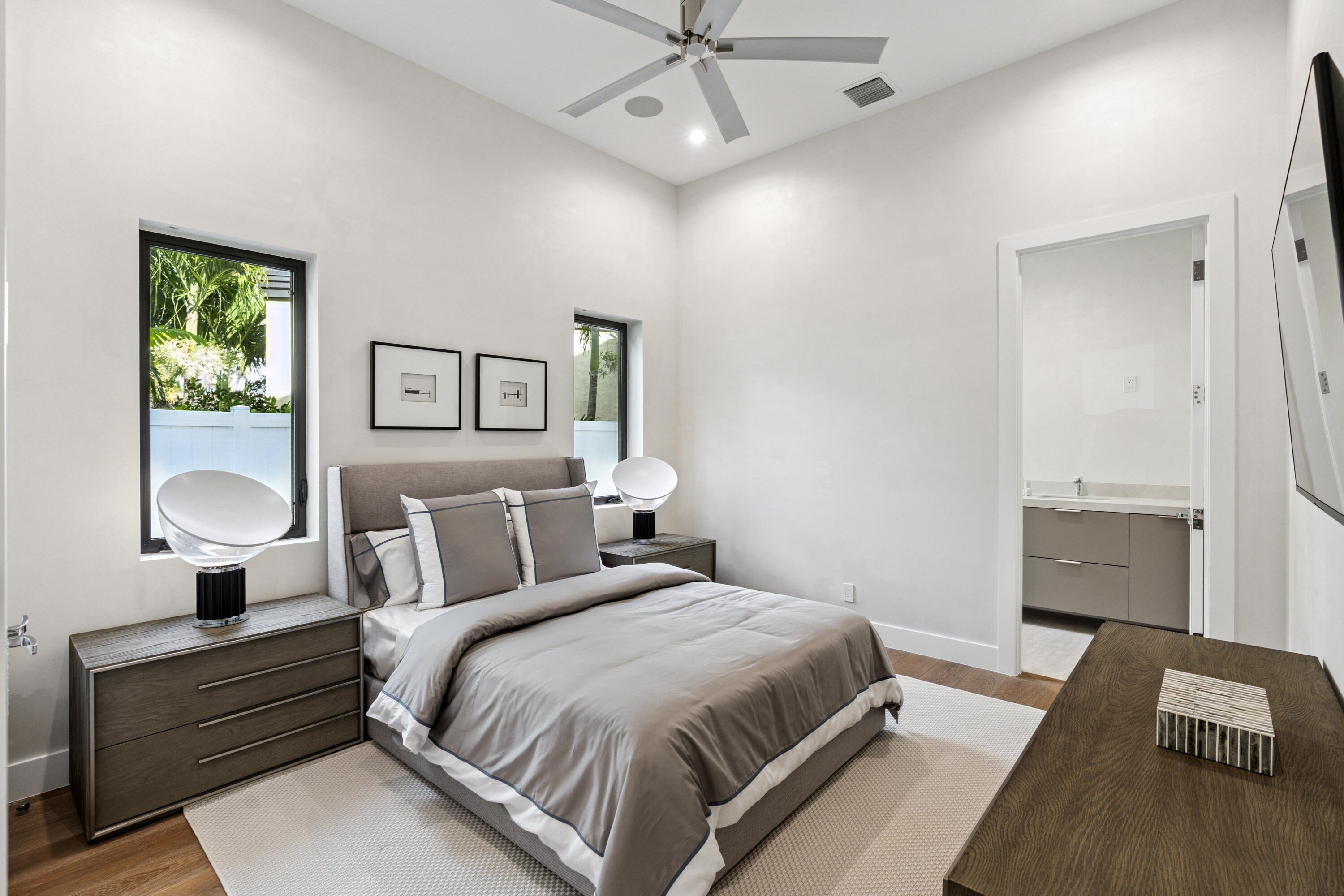 255 NE 3rd, Boca Raton FL 33432