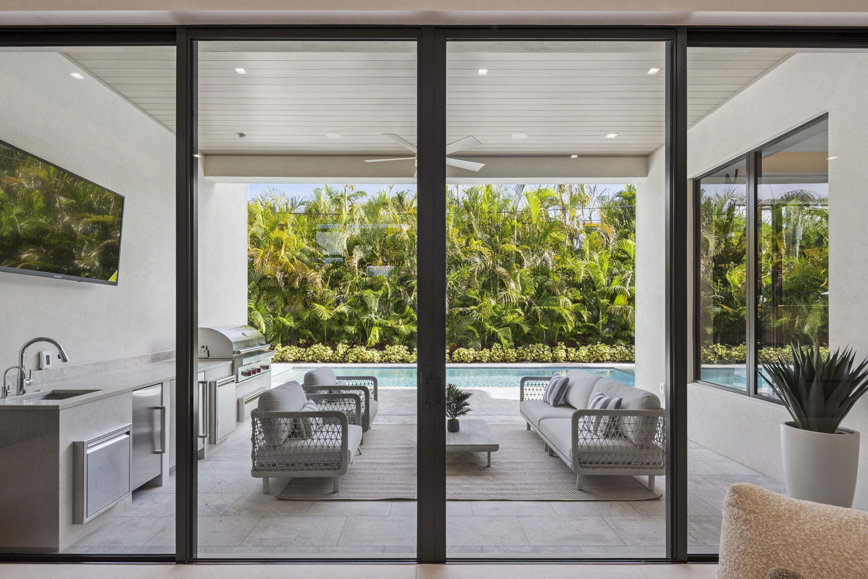255 NE 3rd, Boca Raton FL 33432
