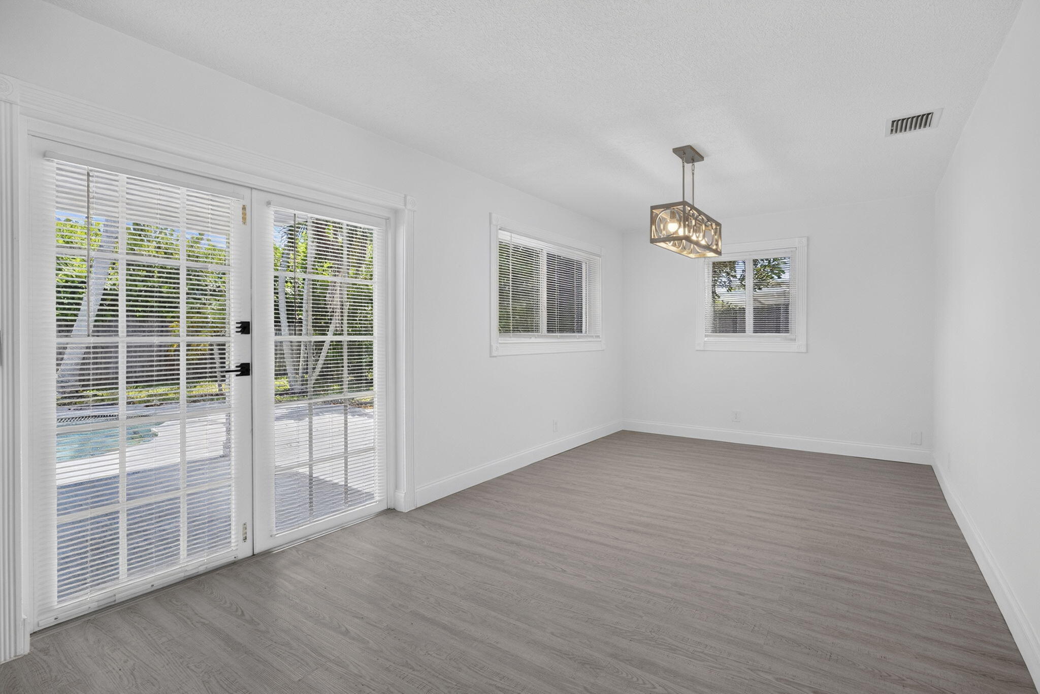 514 Riverside, Palm Beach Gardens FL 33410