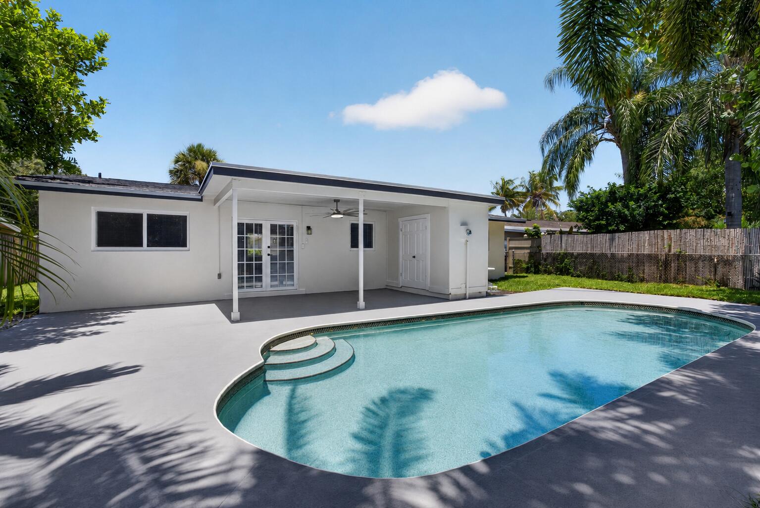 514 Riverside, Palm Beach Gardens FL 33410