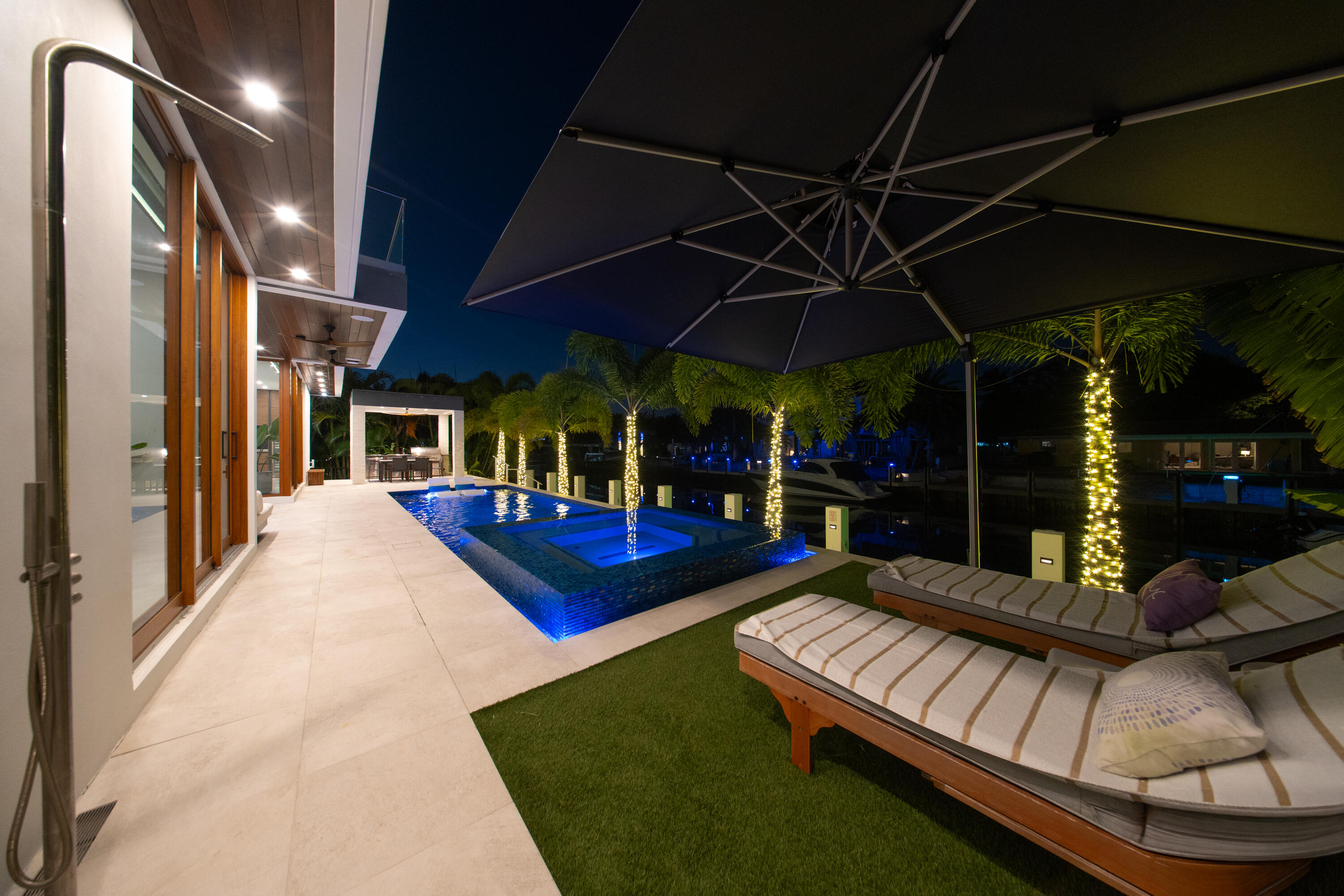 2631 NE 48TH, Lighthouse Point FL 33064