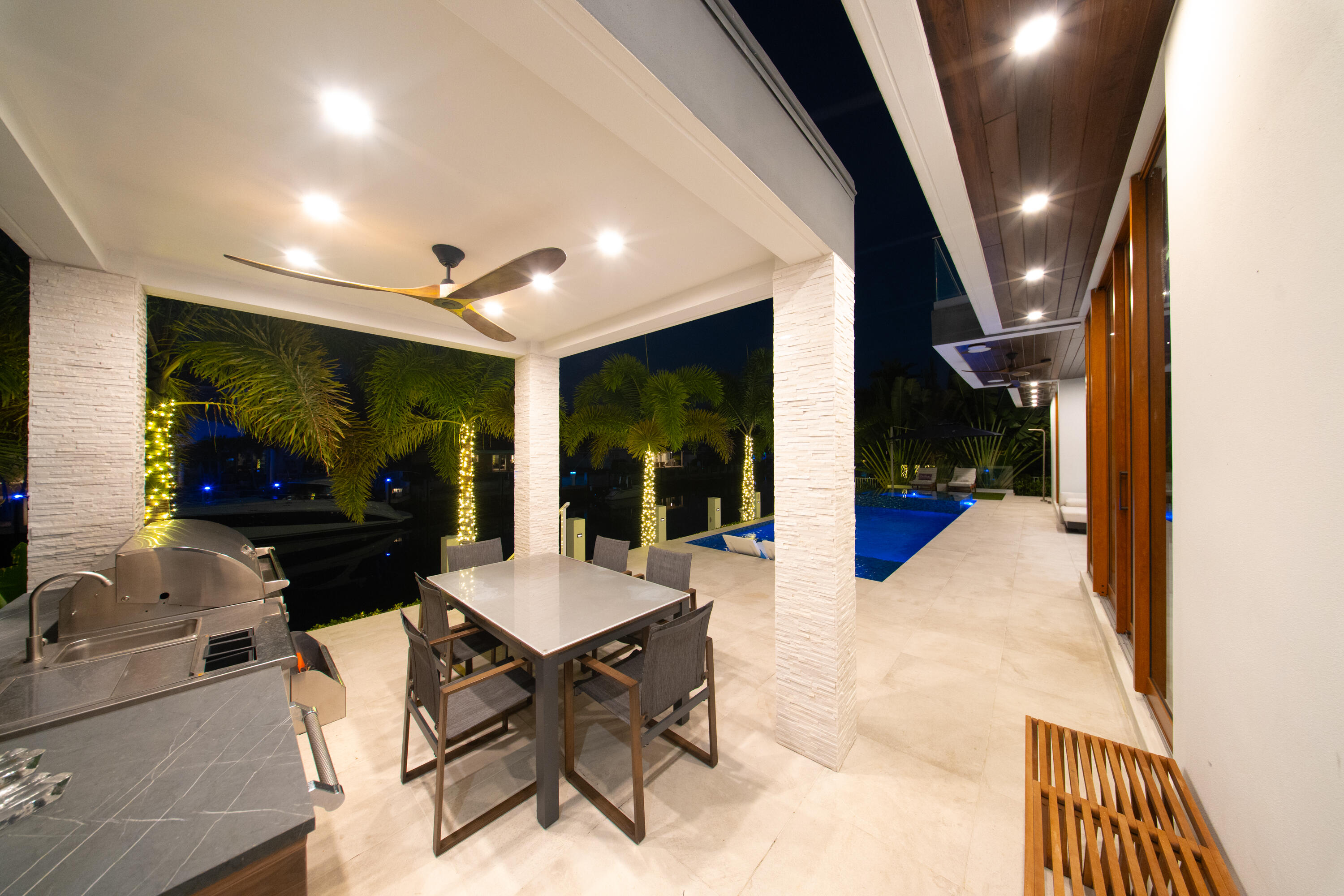 2631 NE 48TH, Lighthouse Point FL 33064