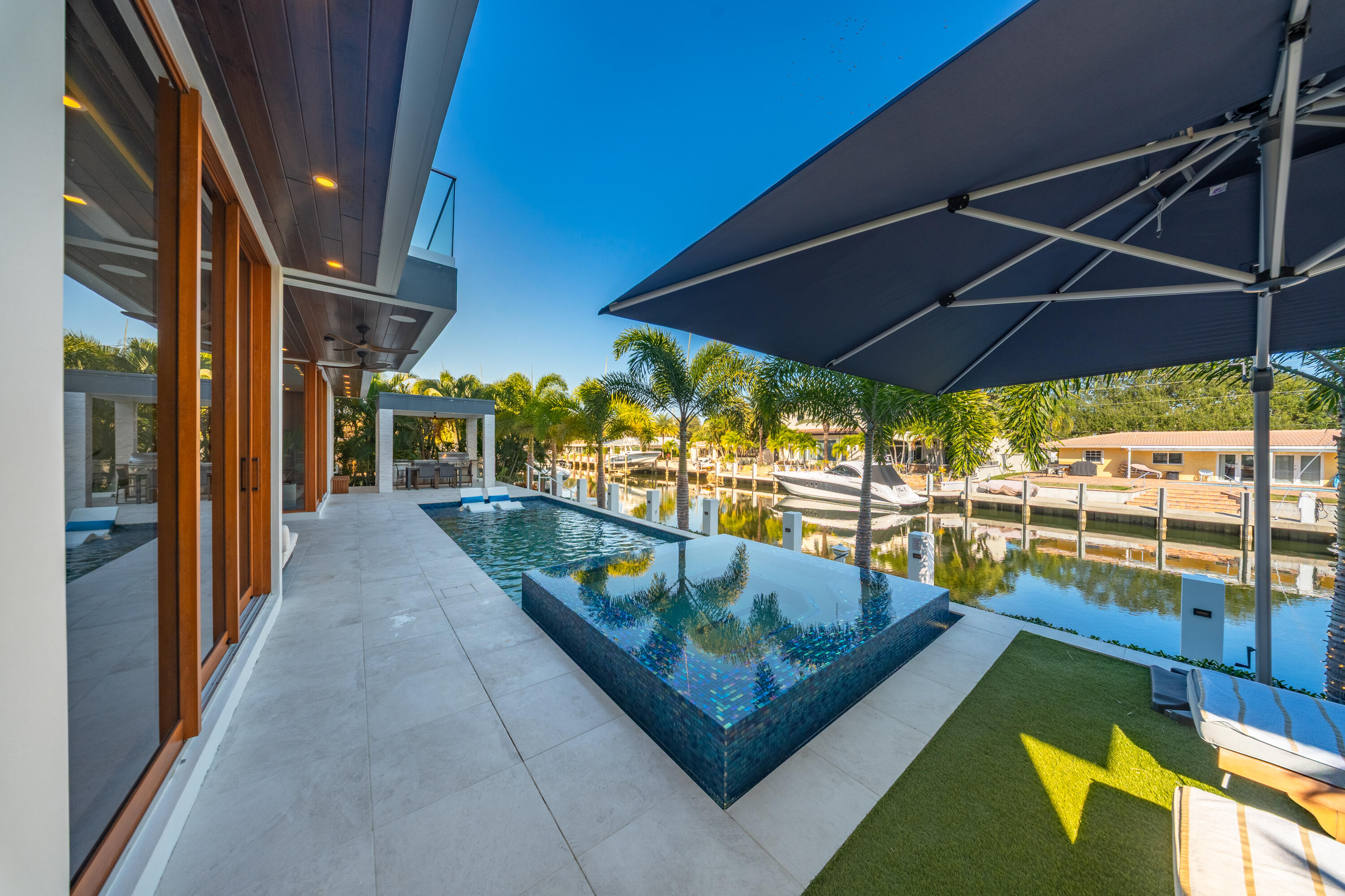 2631 NE 48TH, Lighthouse Point FL 33064
