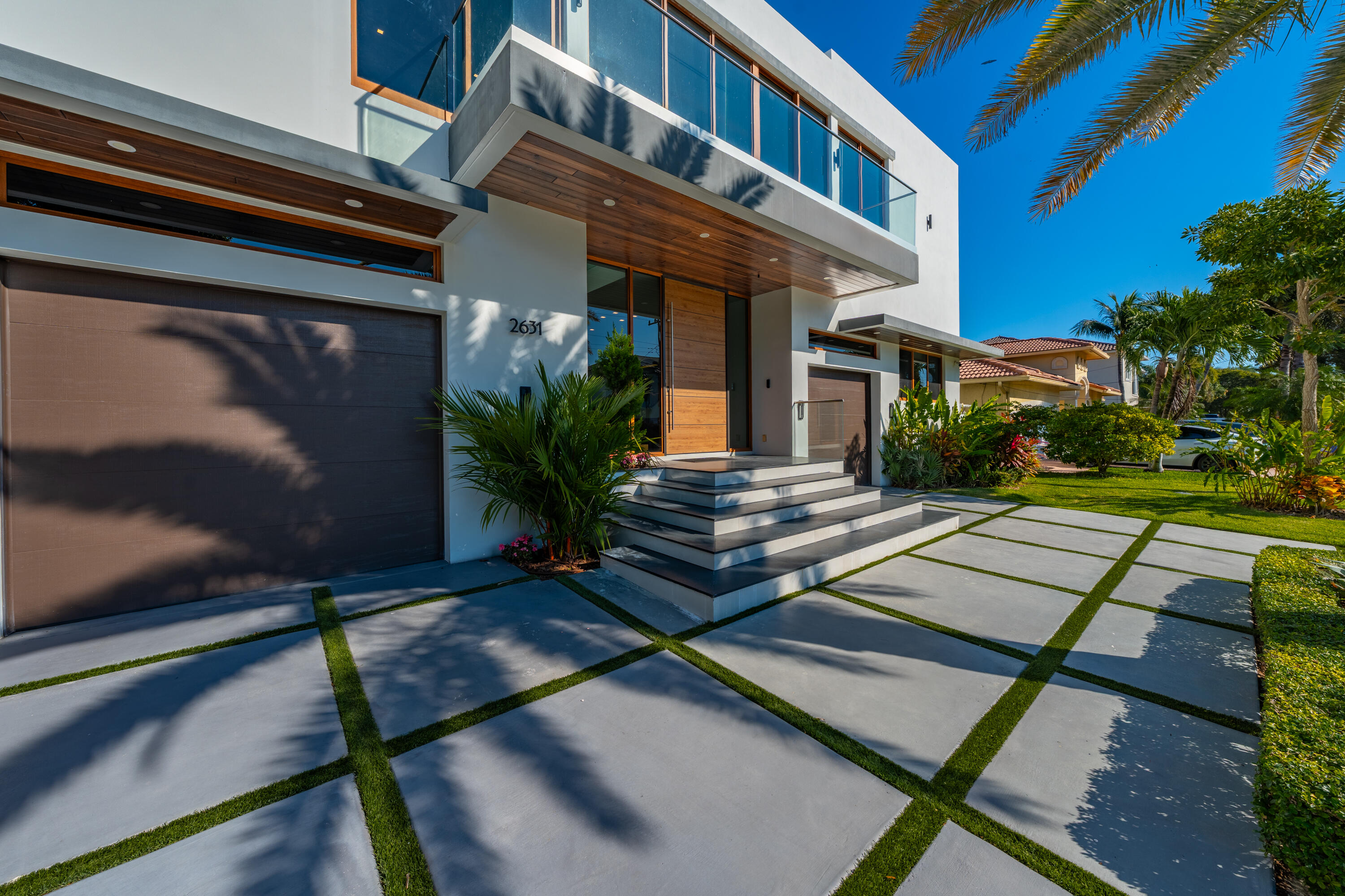 2631 NE 48TH, Lighthouse Point FL 33064