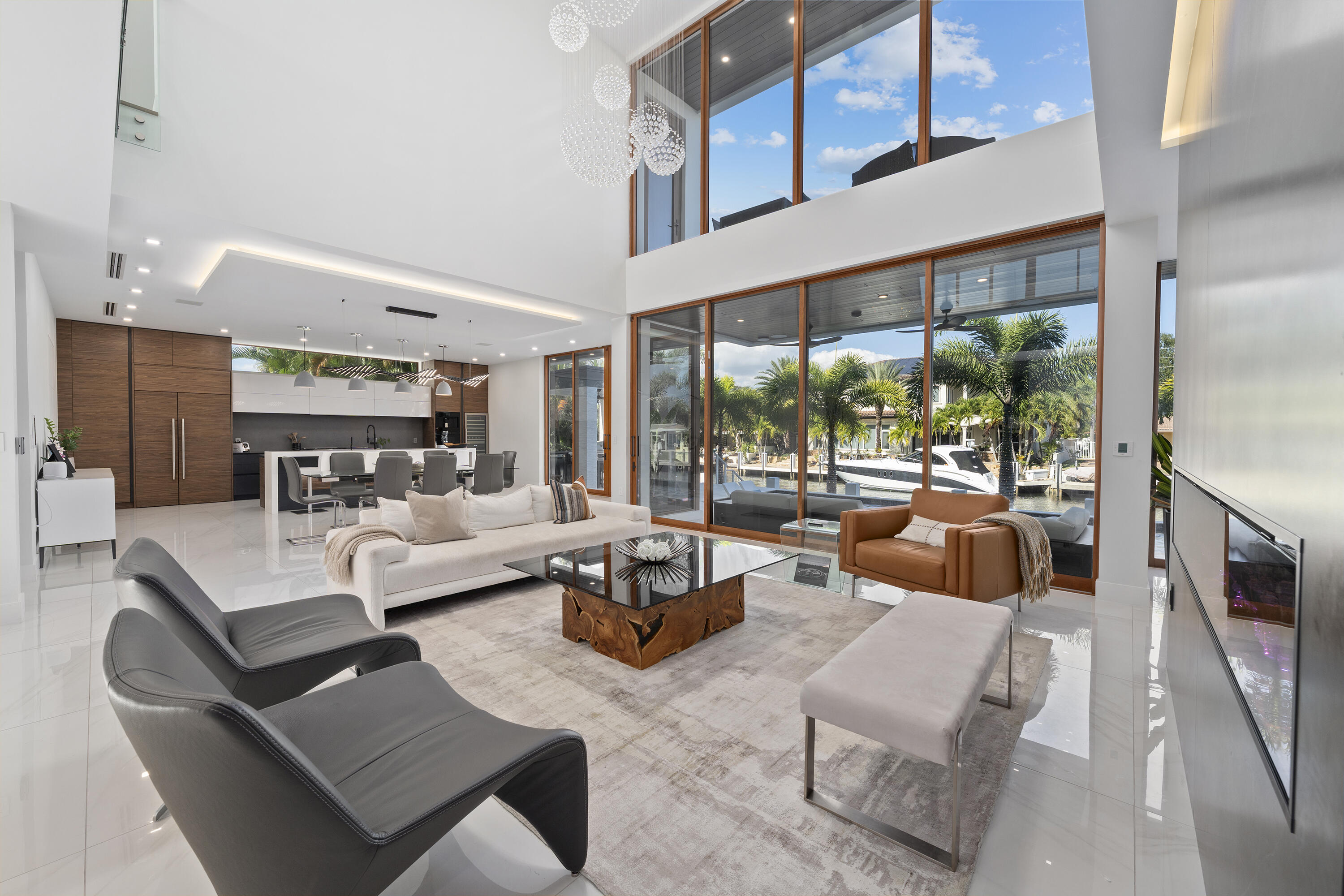 2631 NE 48TH, Lighthouse Point FL 33064