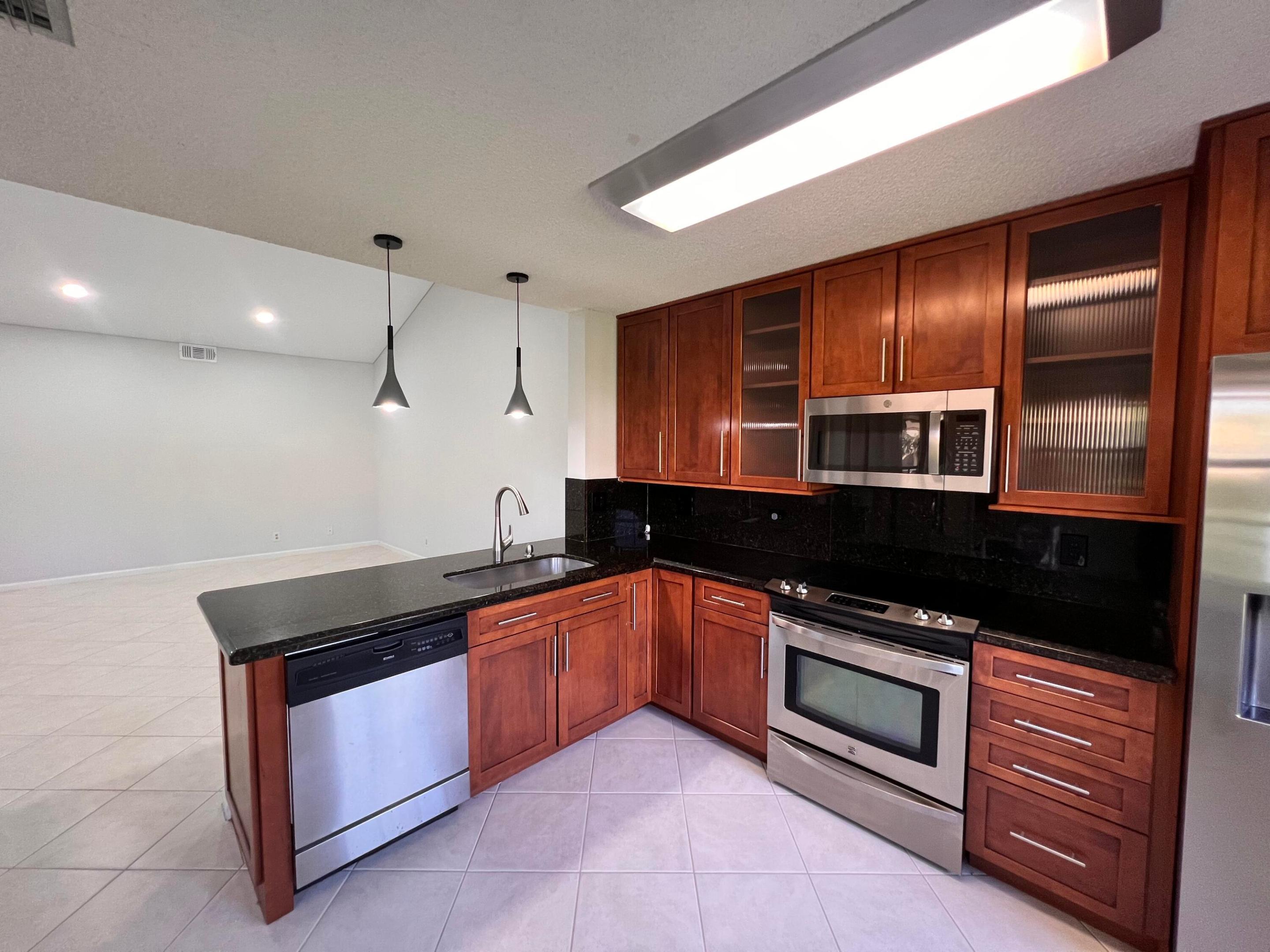6614 VIA REGINA, Boca Raton FL 33433
