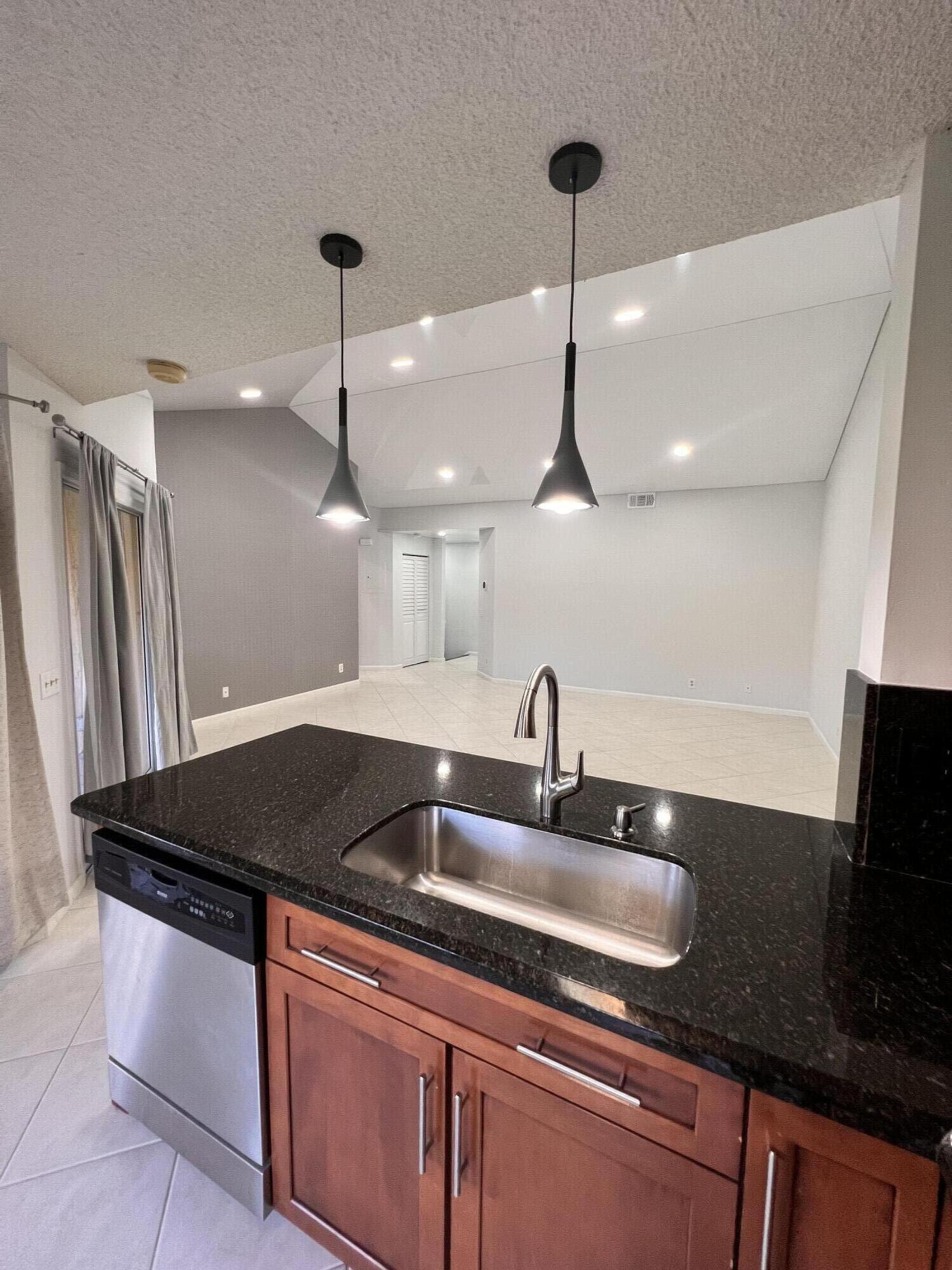 6614 VIA REGINA, Boca Raton FL 33433