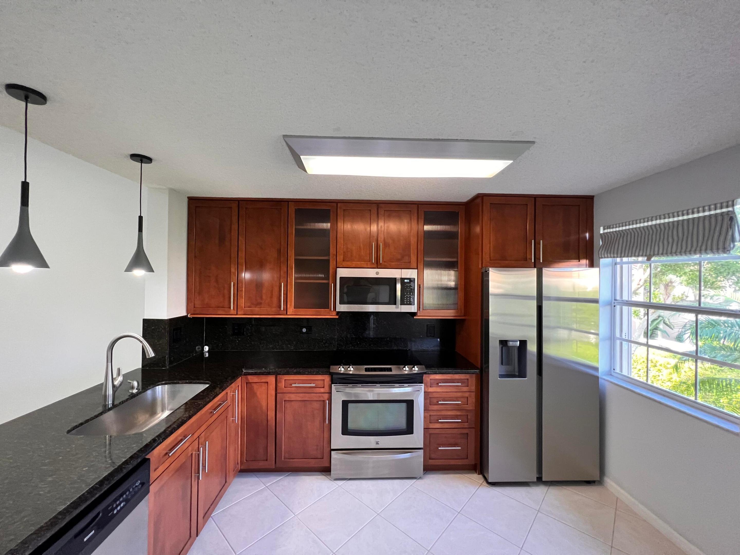 6614 VIA REGINA, Boca Raton FL 33433