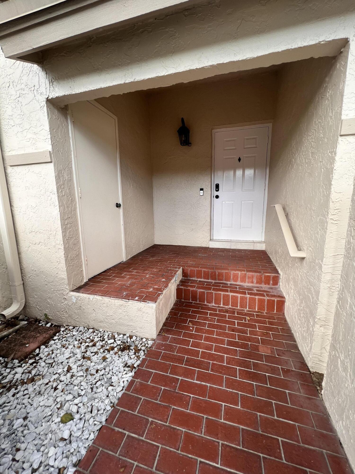 6614 VIA REGINA, Boca Raton FL 33433