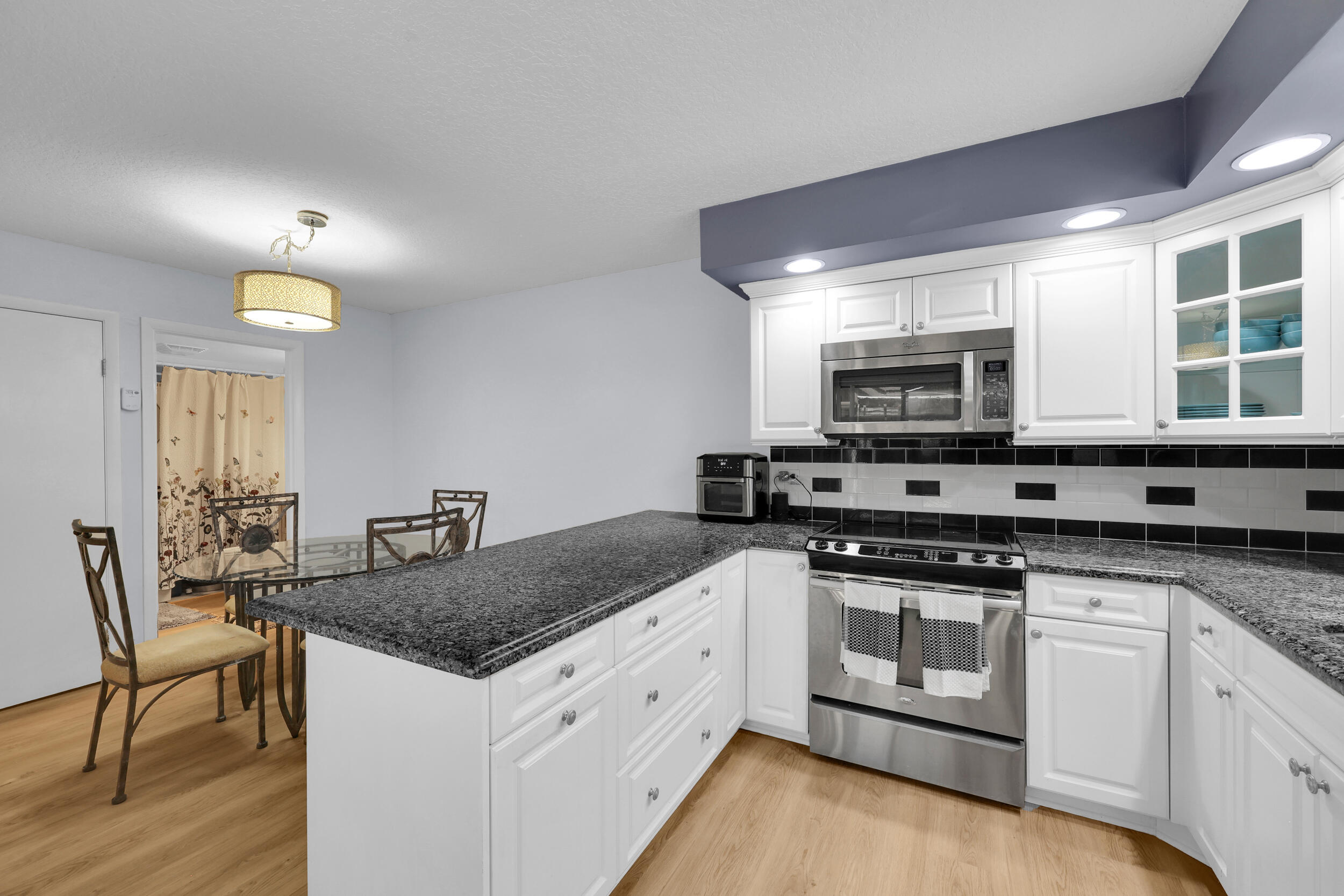 1119 11th, Palm Beach Gardens FL 33418