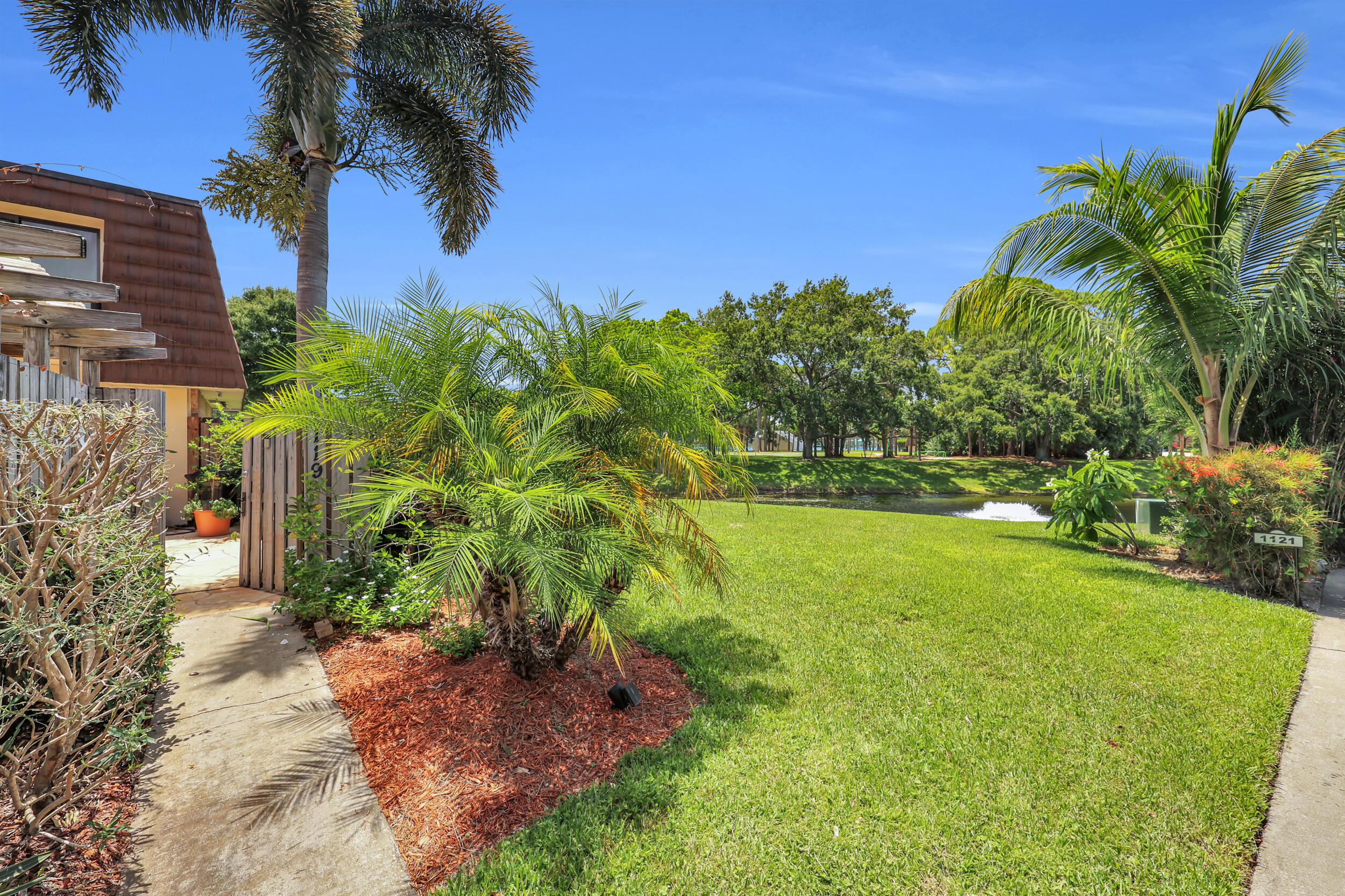 1119 11th, Palm Beach Gardens FL 33418
