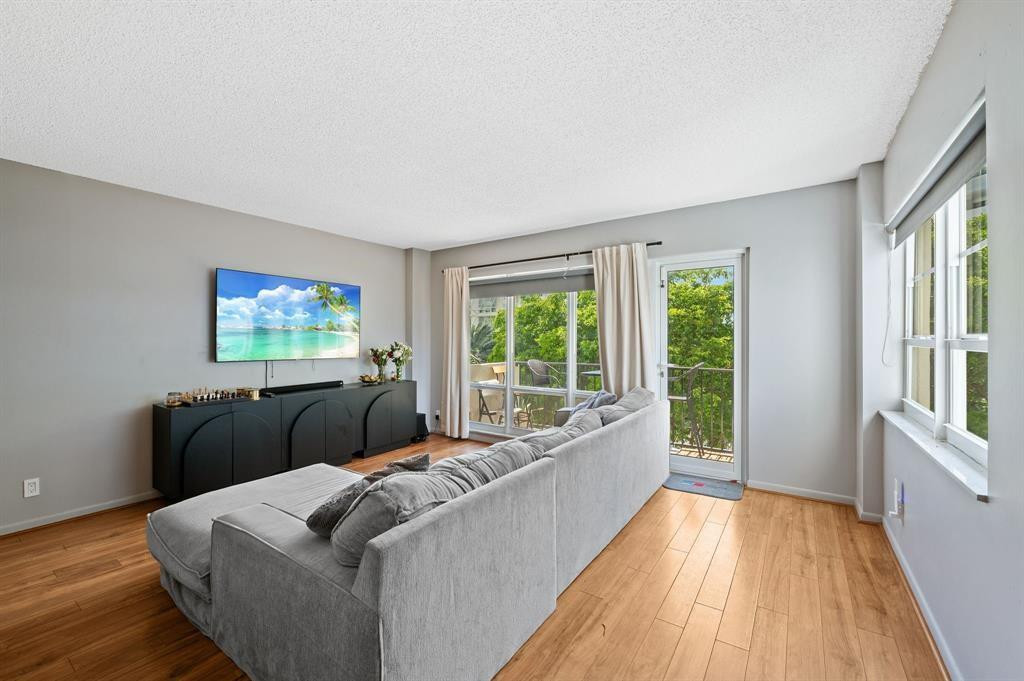340 SUNSET #401, Fort Lauderdale FL 33301