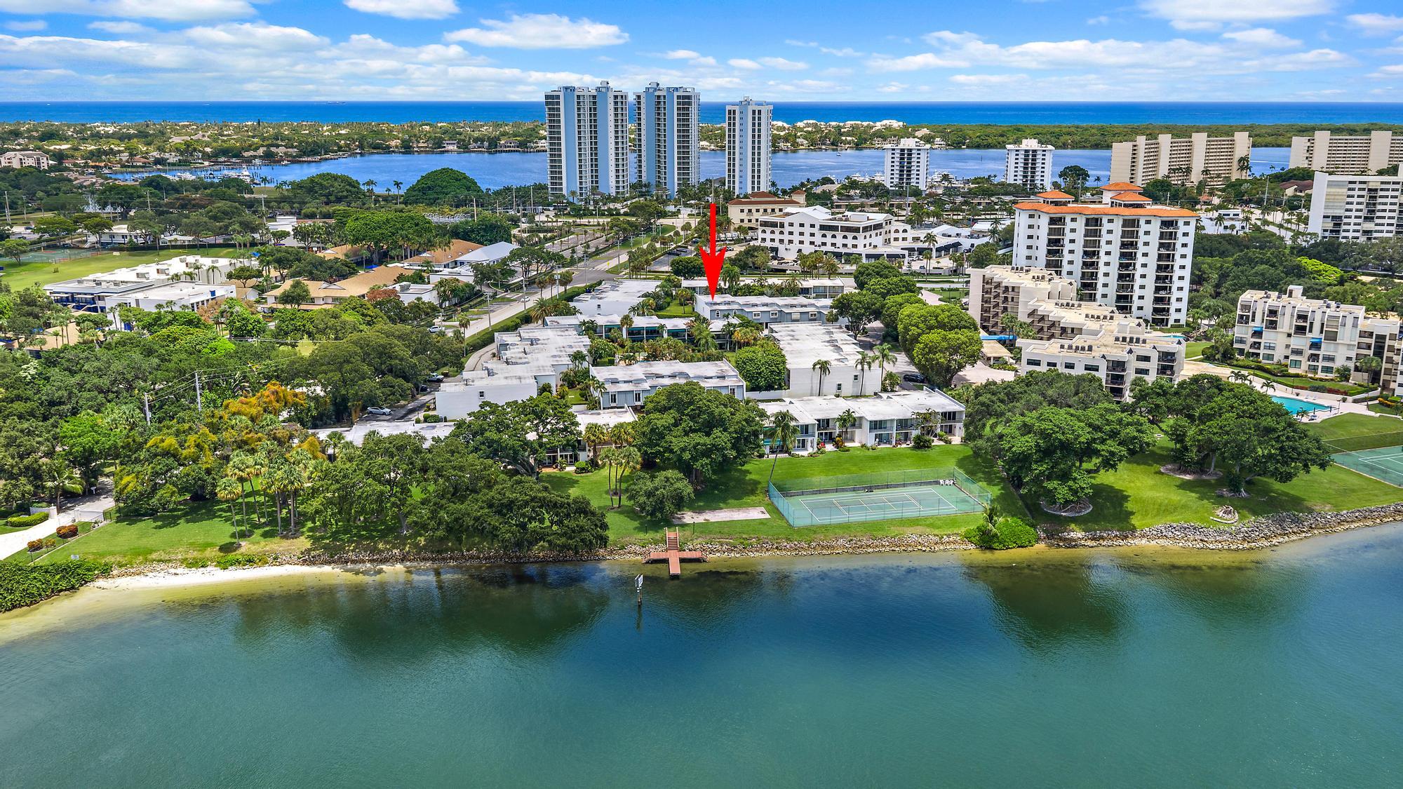 388 Golfview #H, North Palm Beach FL 33408