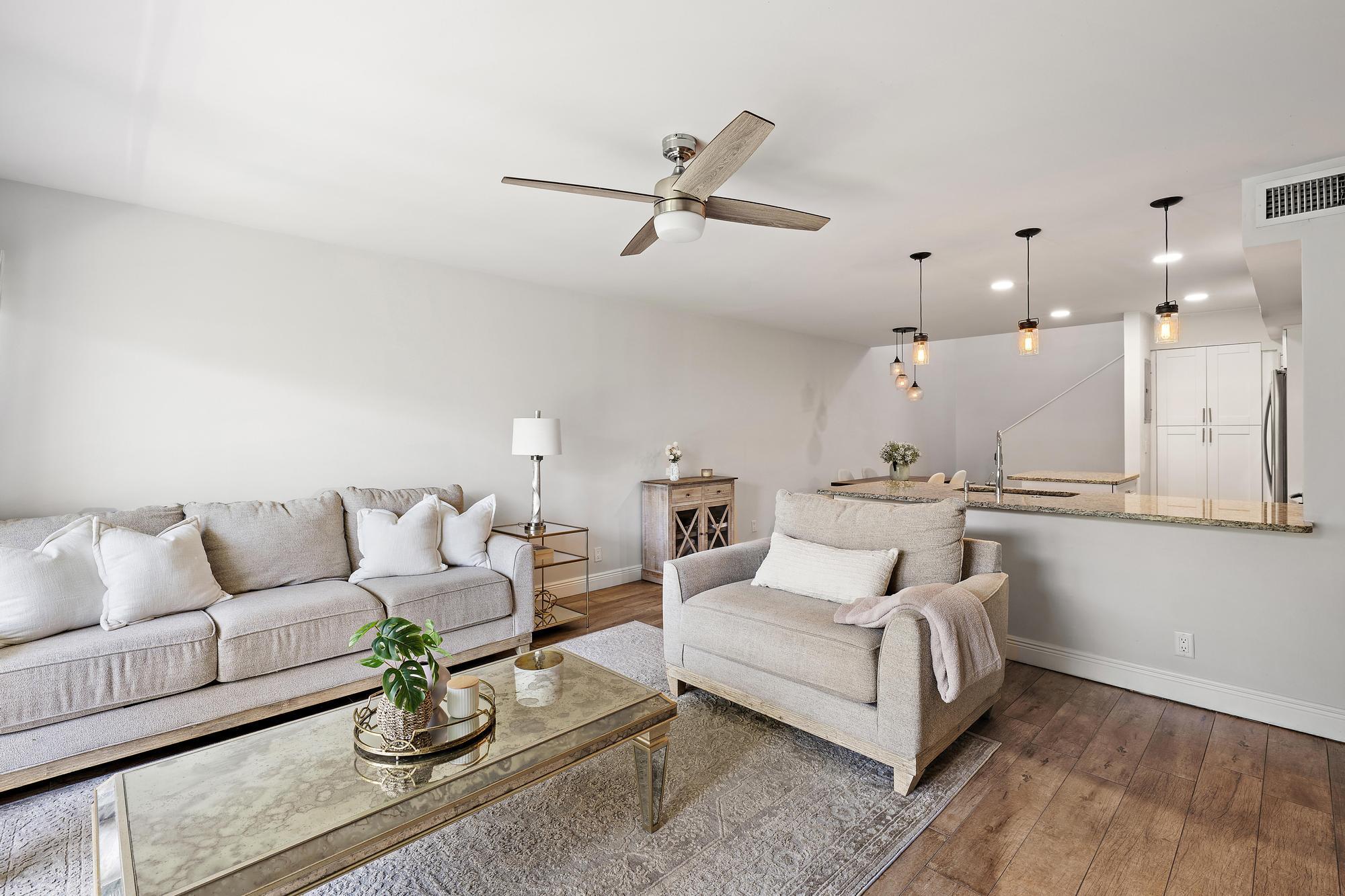 388 Golfview #H, North Palm Beach FL 33408