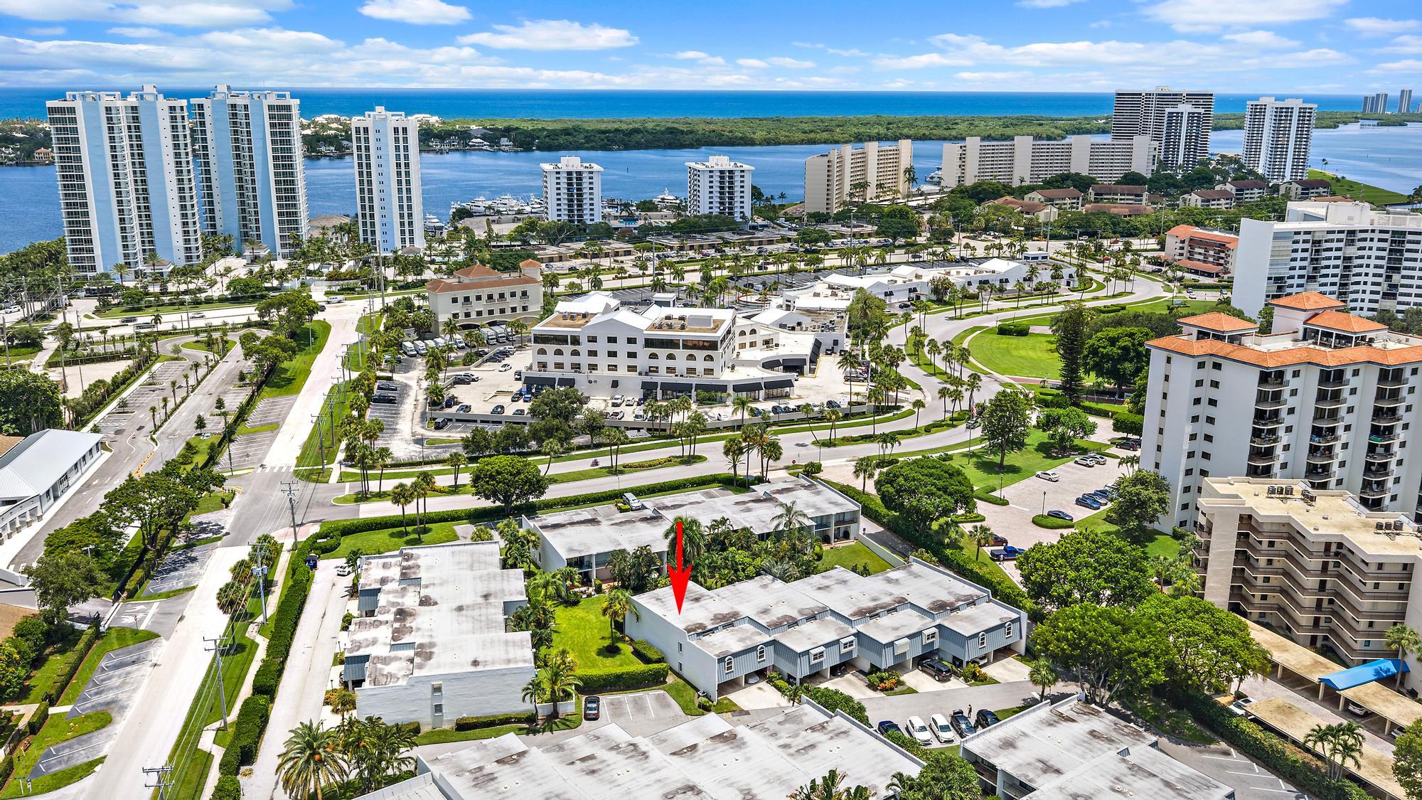 388 Golfview #H, North Palm Beach FL 33408