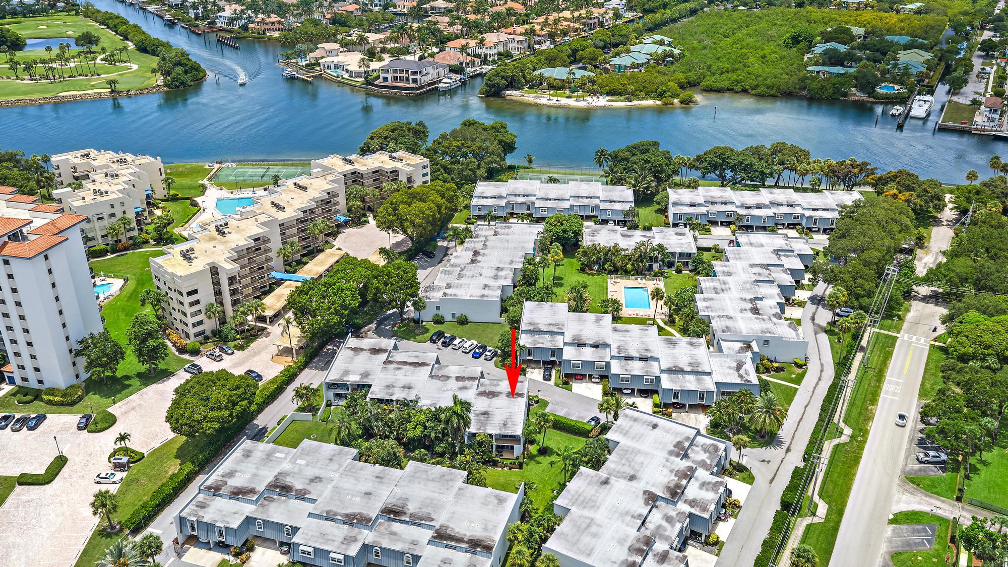 388 Golfview #H, North Palm Beach FL 33408