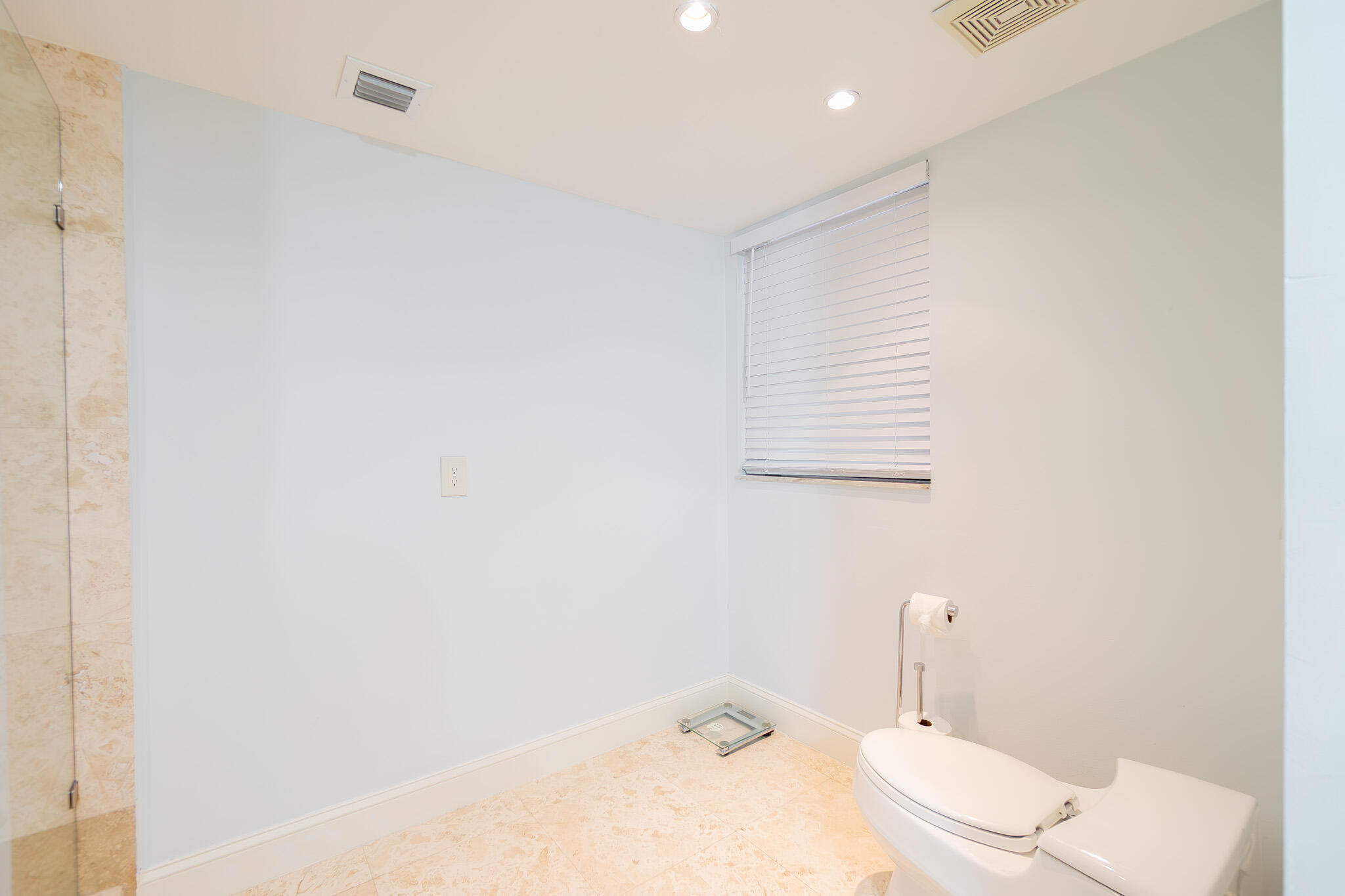 2565 S Ocean #103N, Highland Beach FL 33487