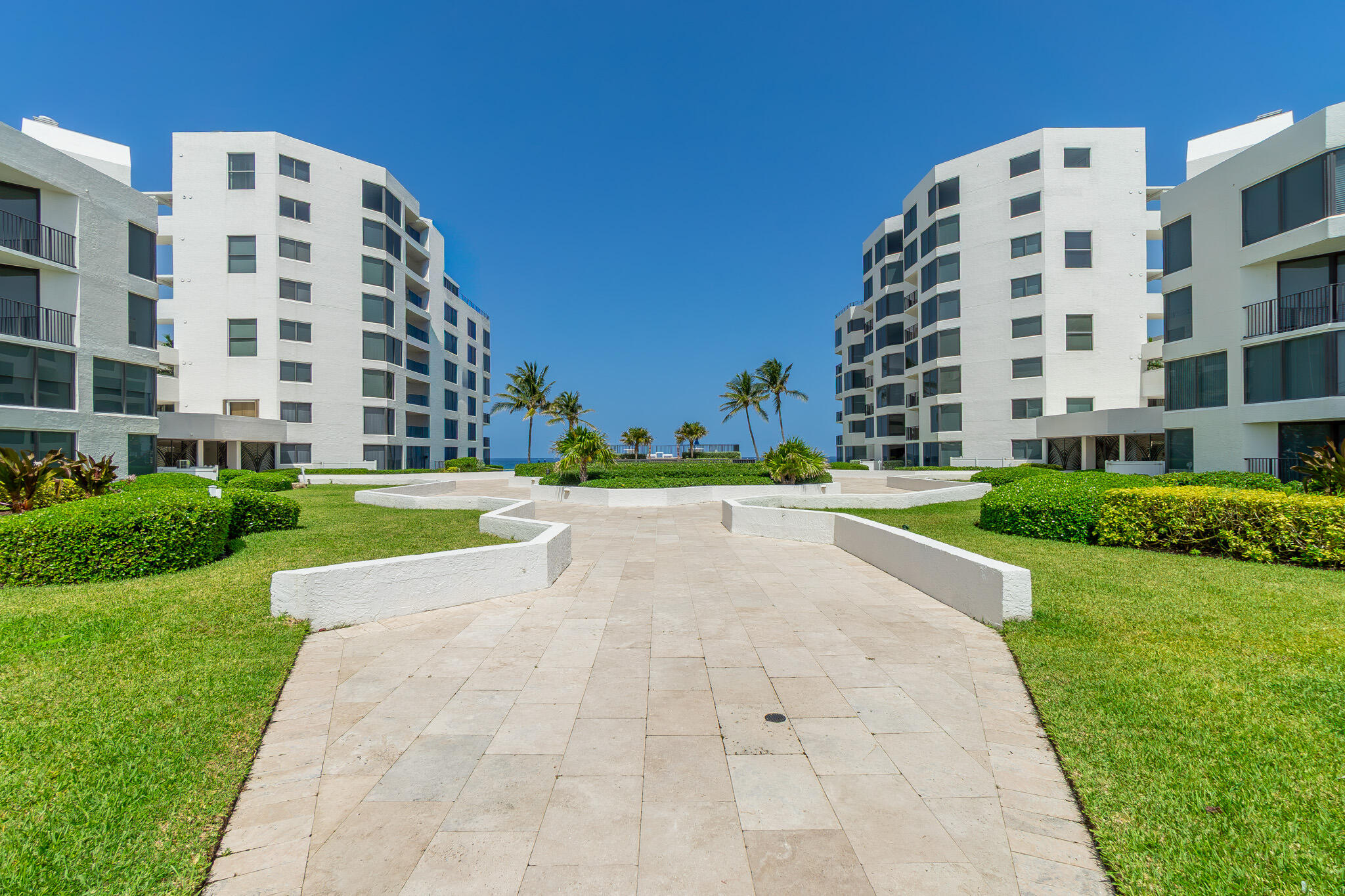 2565 S Ocean #103N, Highland Beach FL 33487