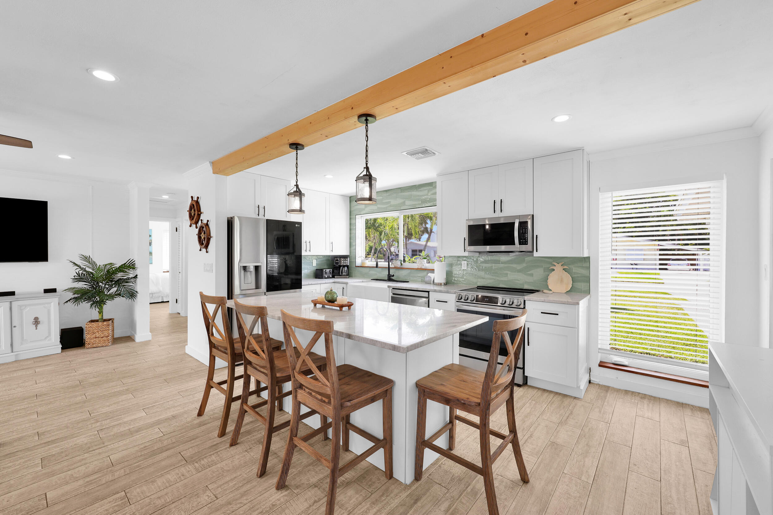 804 N Cinnamon, North Palm Beach FL 33408