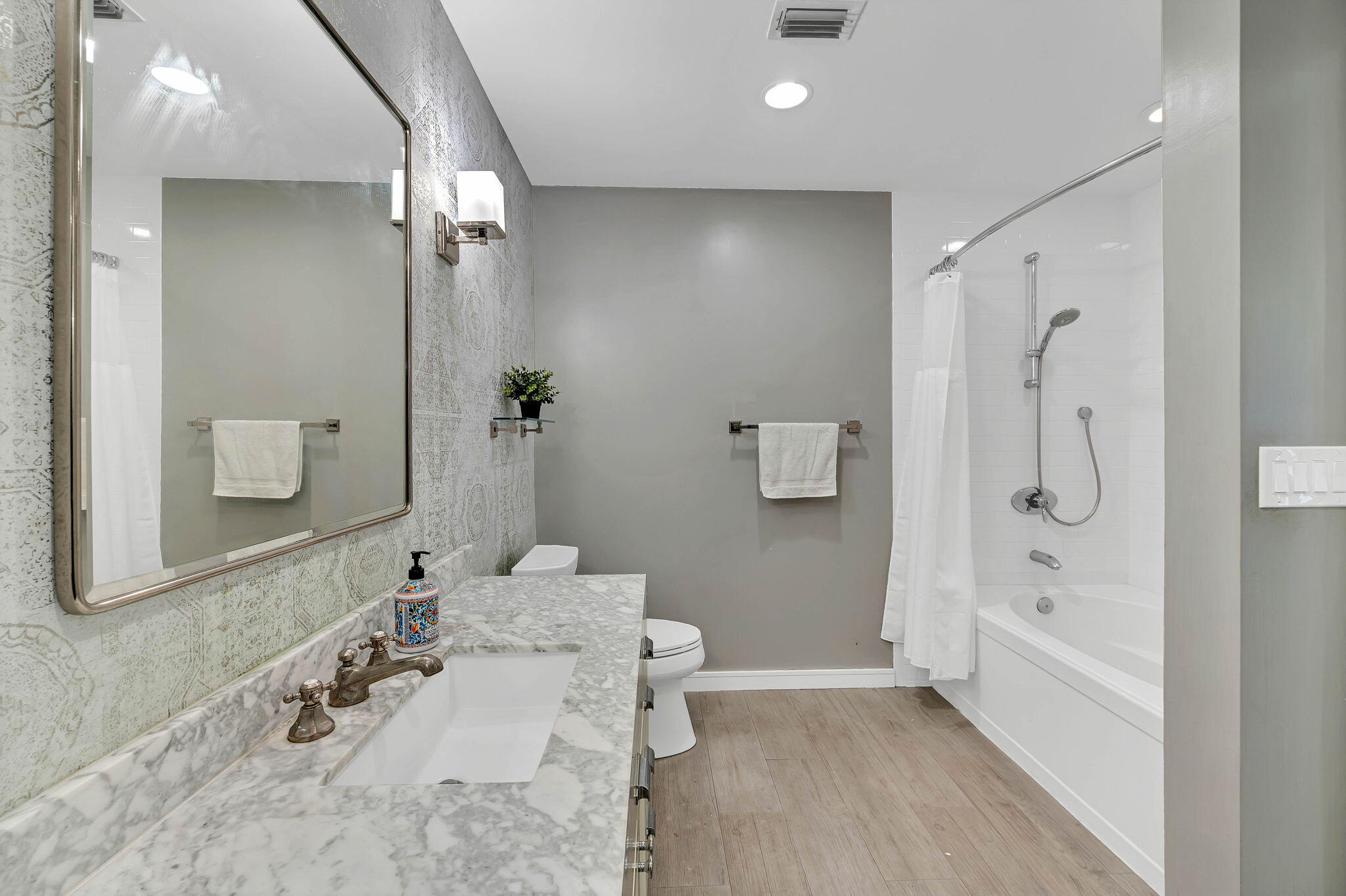 5106 Yellow Pine, Tamarac FL 33319