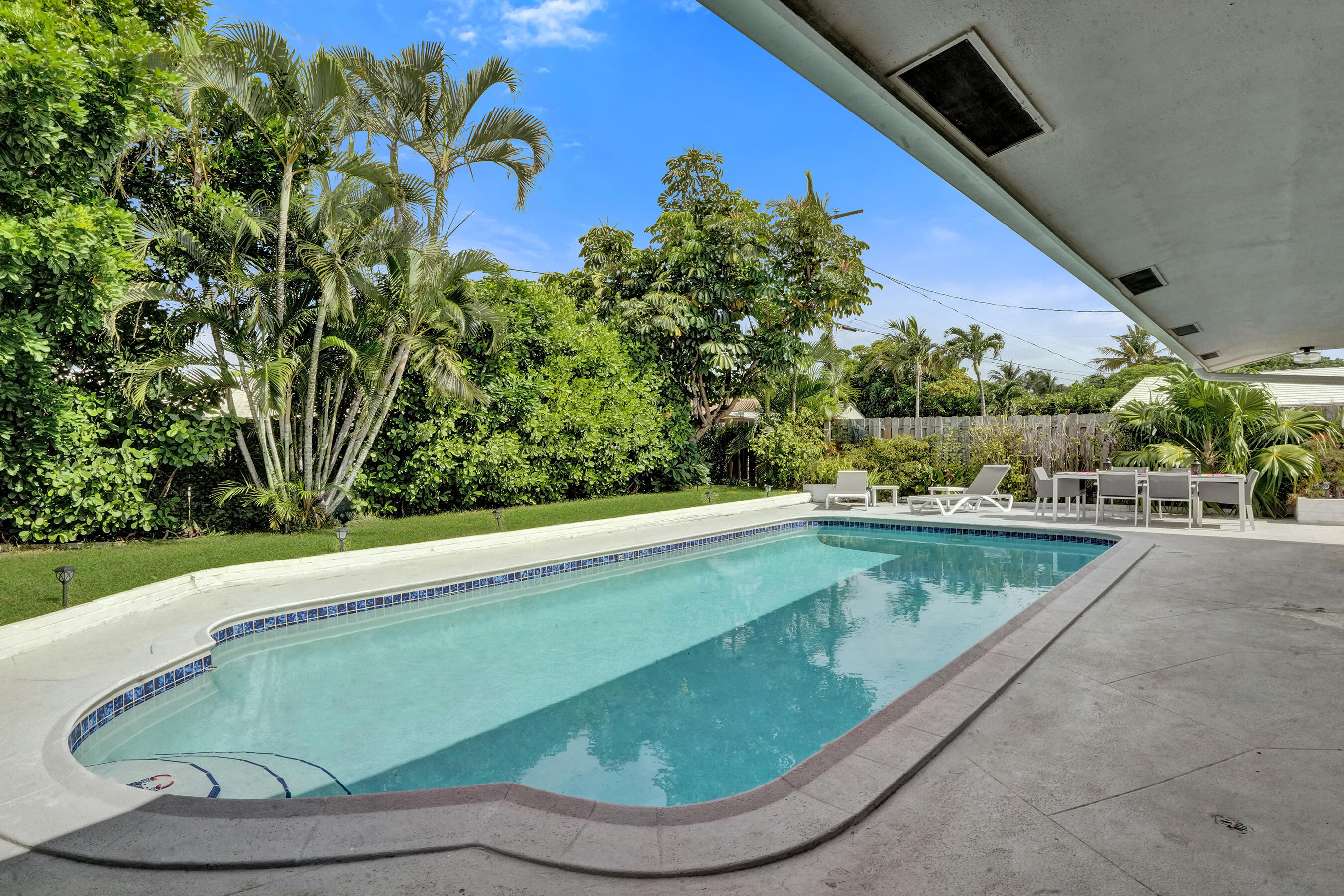 5707 NE 16TH, Fort Lauderdale FL 33334