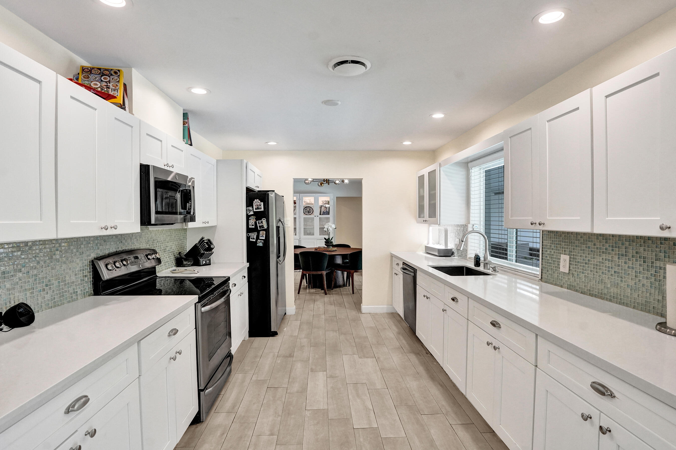 5707 NE 16TH, Fort Lauderdale FL 33334