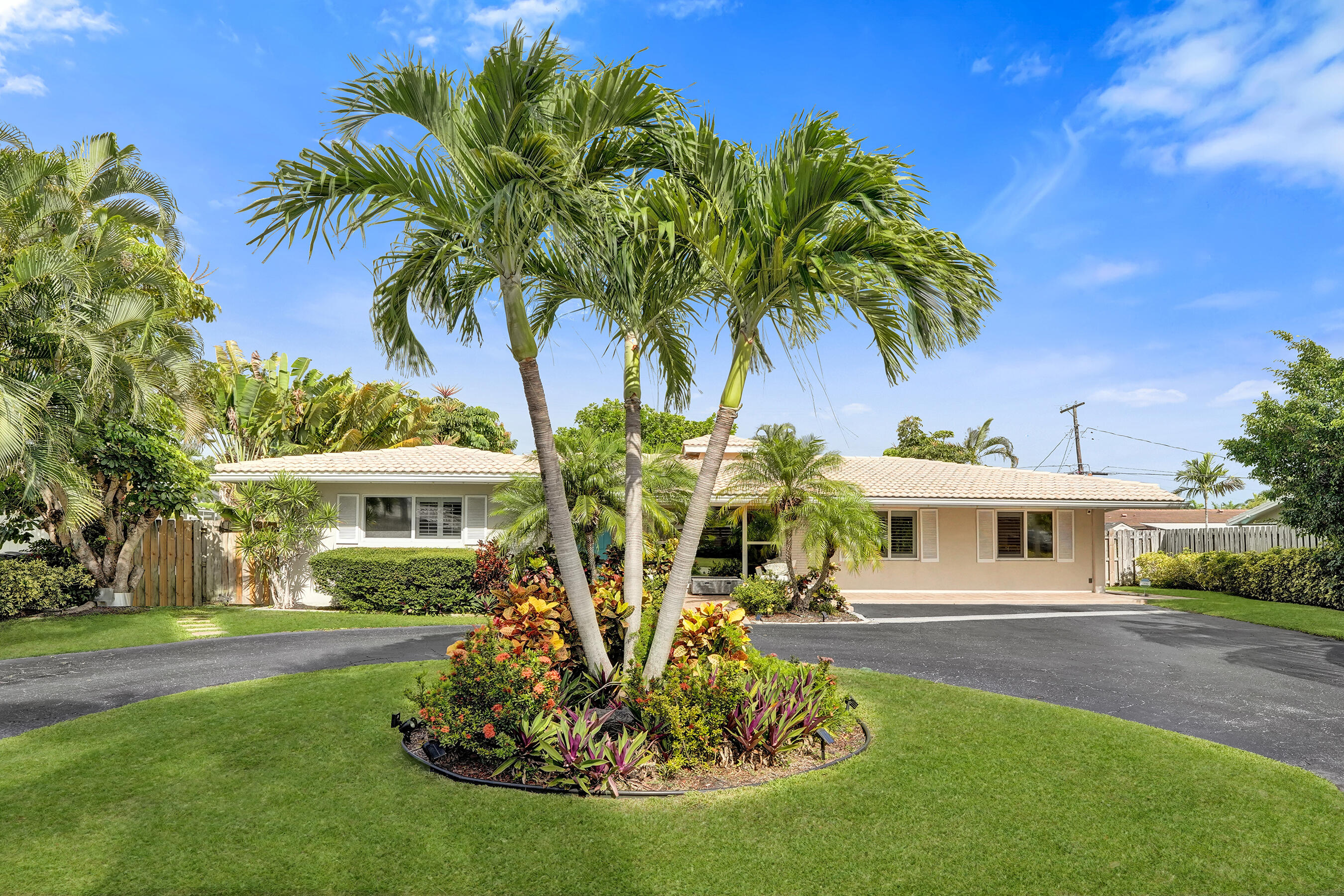 5707 NE 16TH, Fort Lauderdale FL 33334