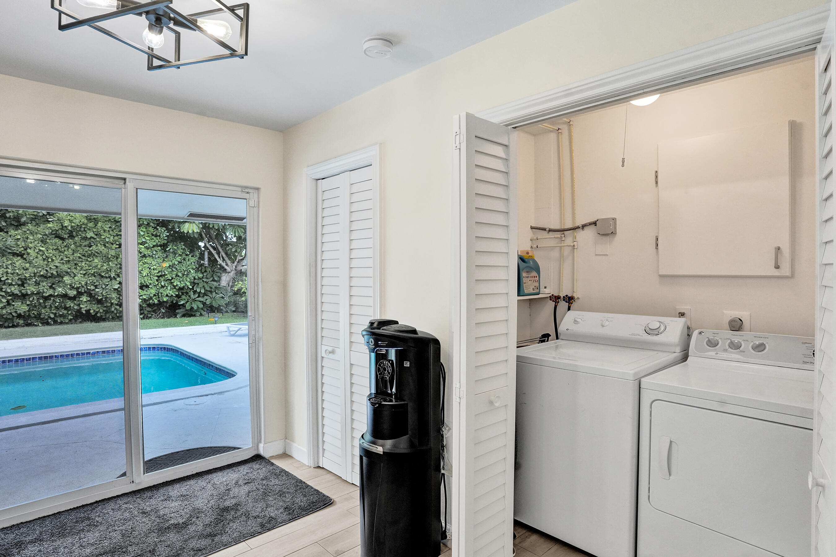 5707 NE 16TH, Fort Lauderdale FL 33334
