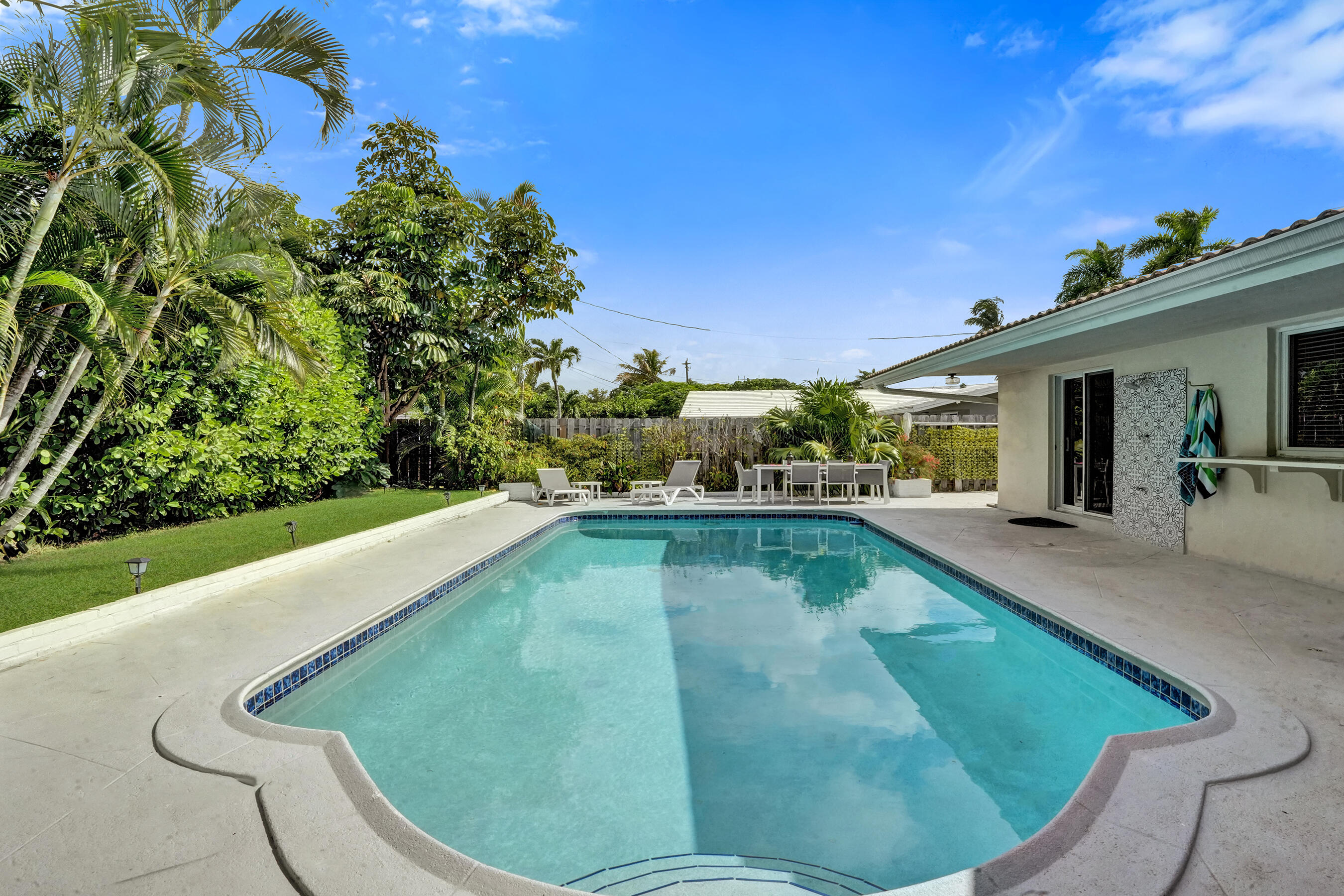 5707 NE 16TH, Fort Lauderdale FL 33334