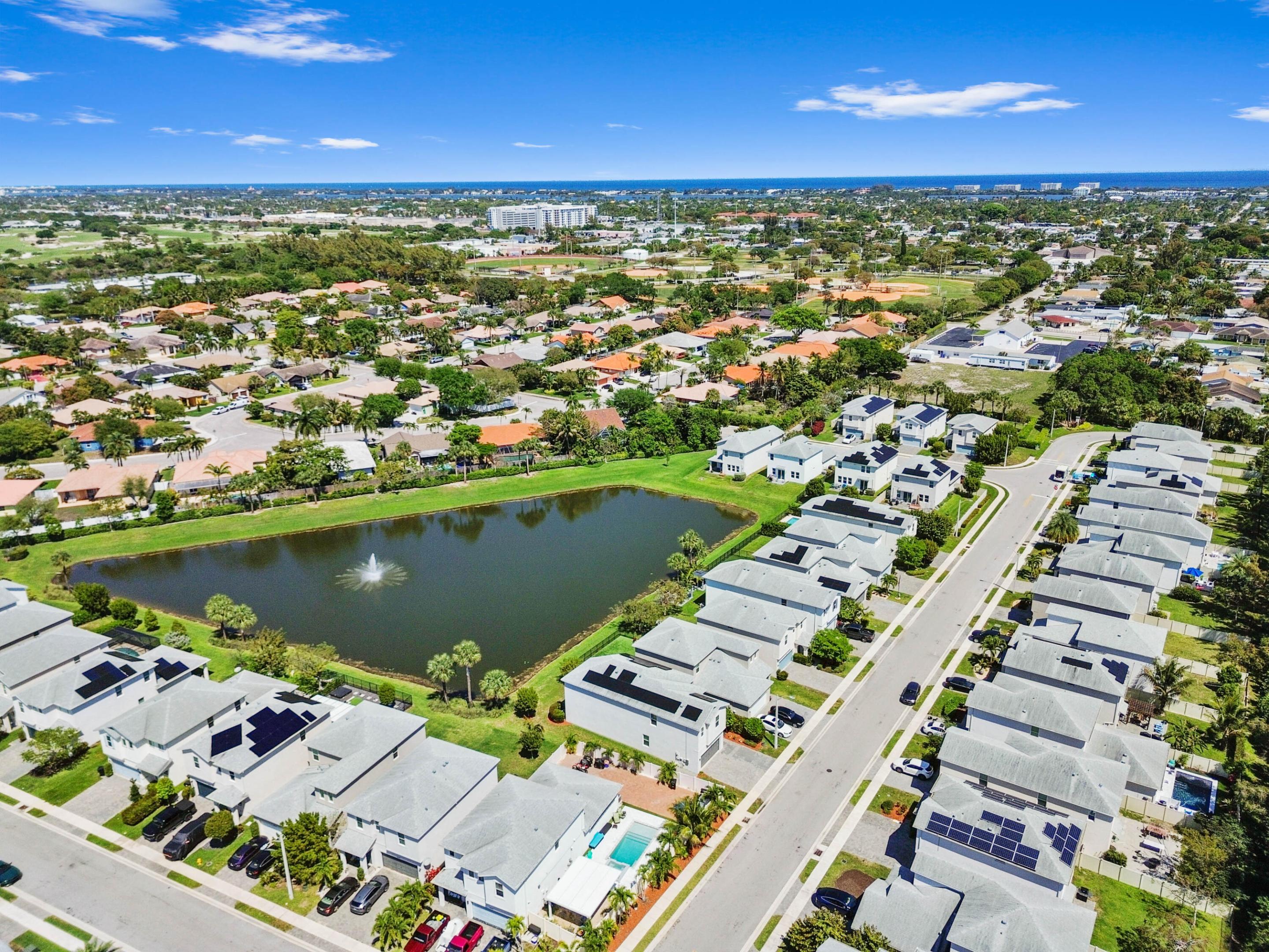 1826 Lake Cove, Lake Worth FL 33460