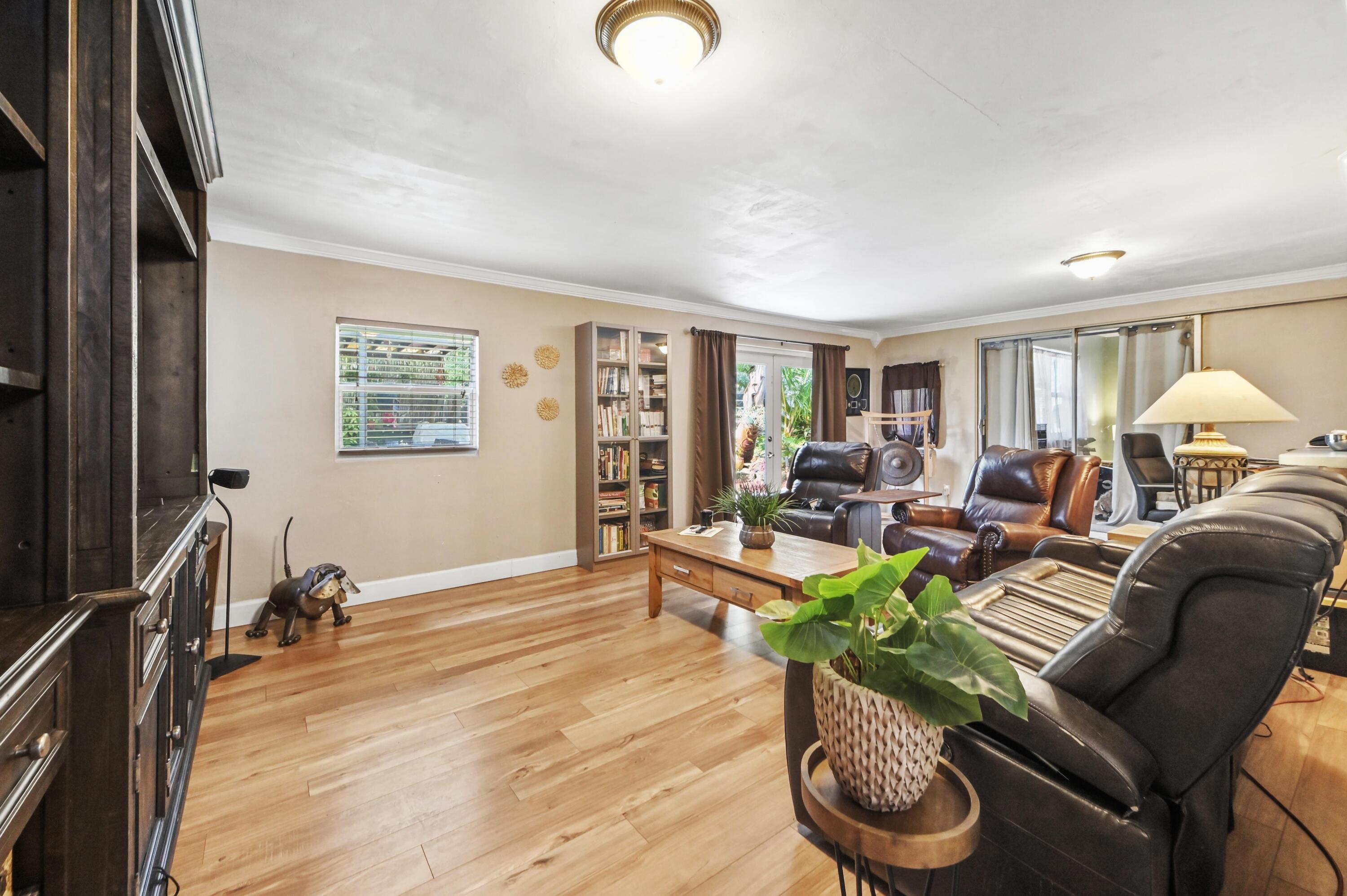 4580 Glenwood, Coconut Creek FL 33066