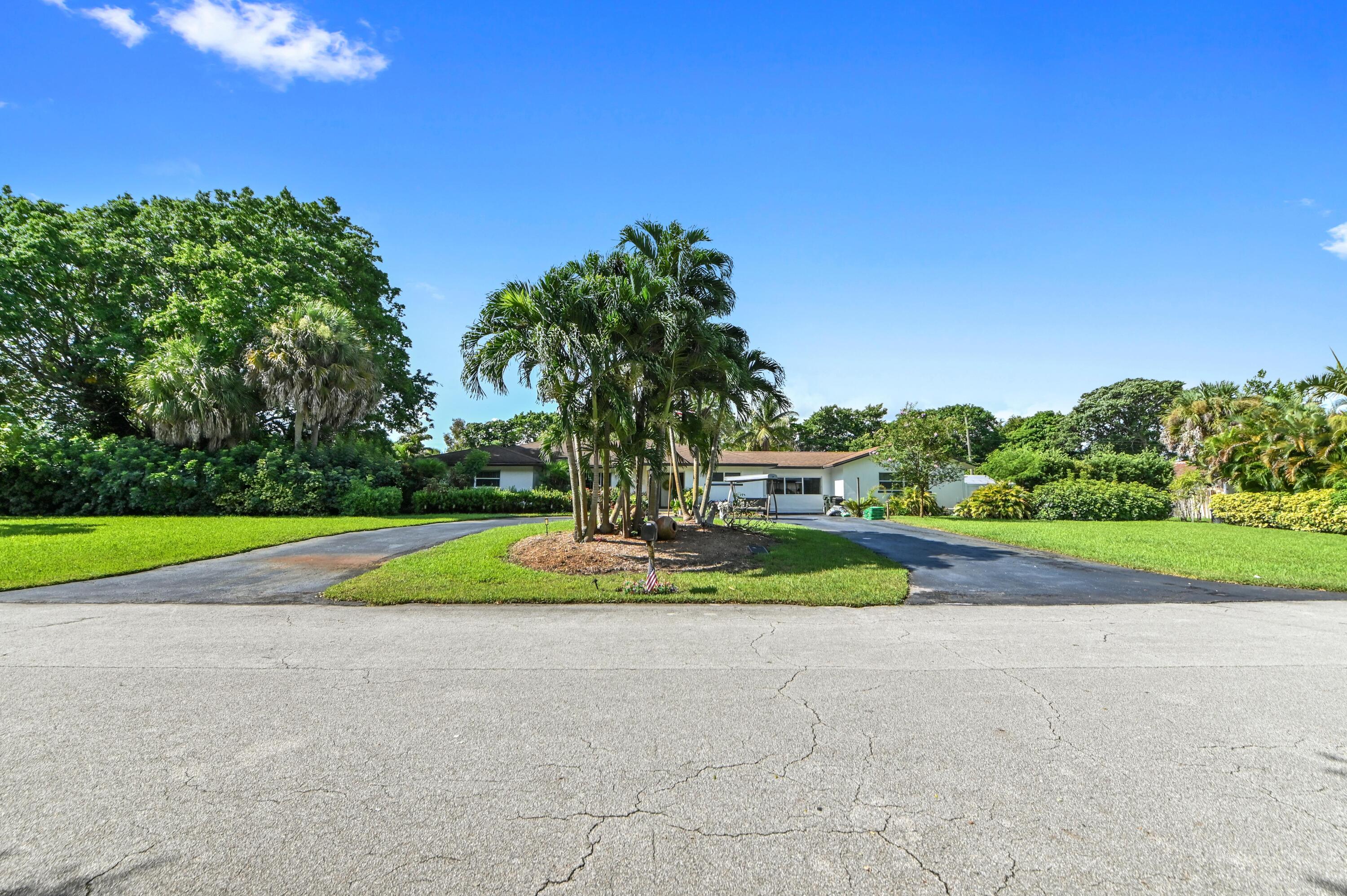 4580 Glenwood, Coconut Creek FL 33066