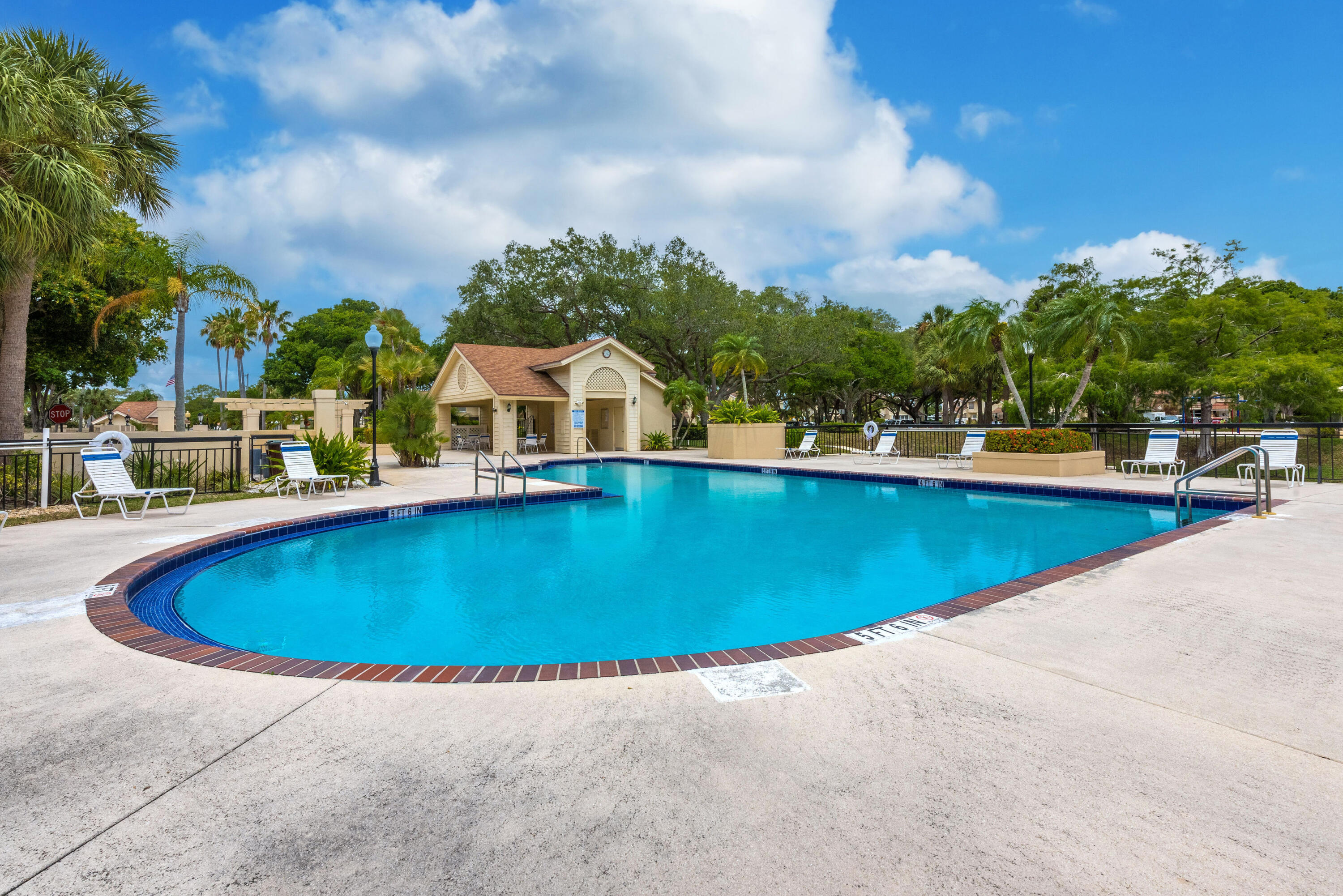 8135 Bridgewater #35C, Lake Clarke Shores FL 33406