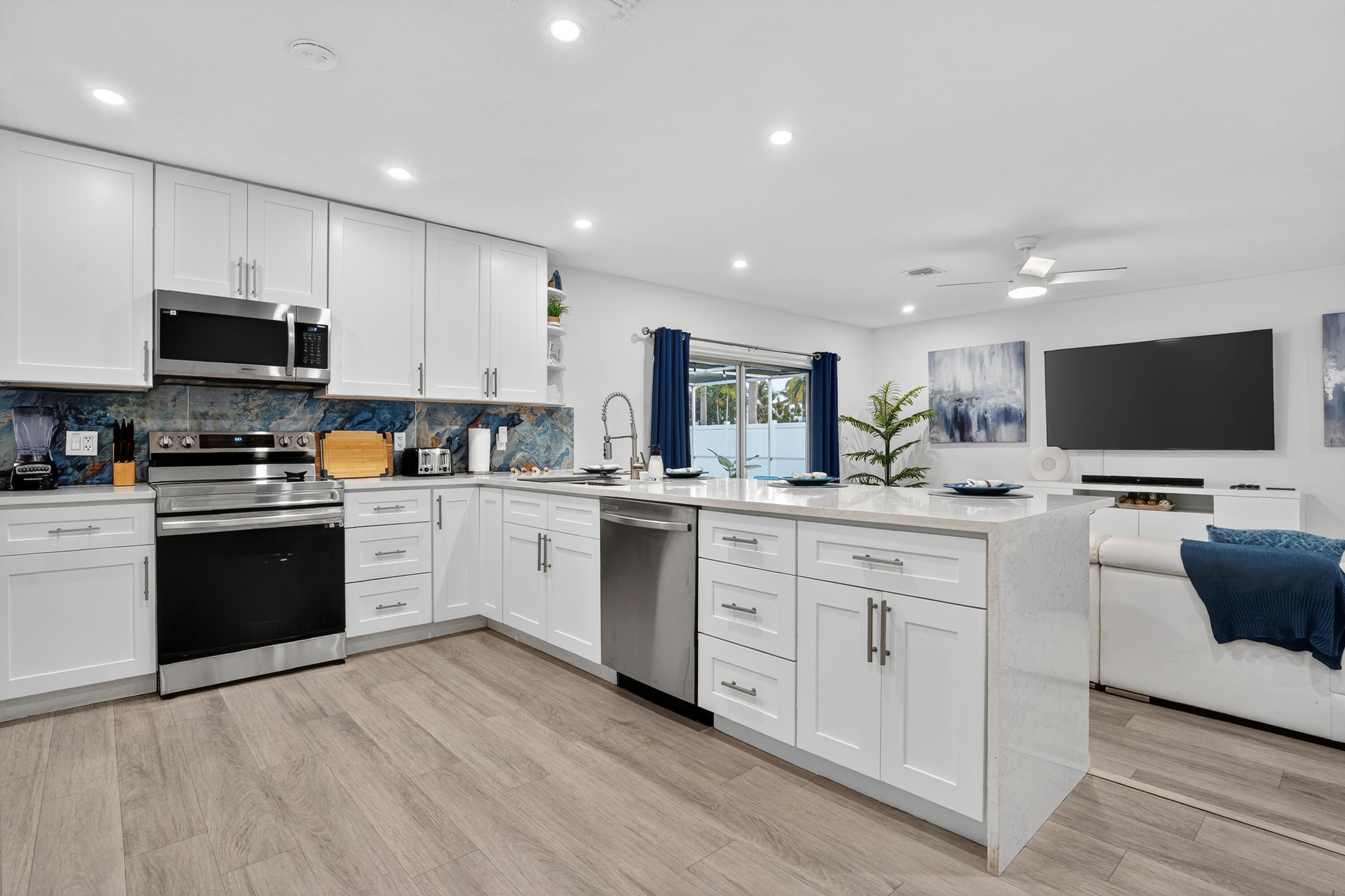 4421 NW 2ND, Coconut Creek FL 33066