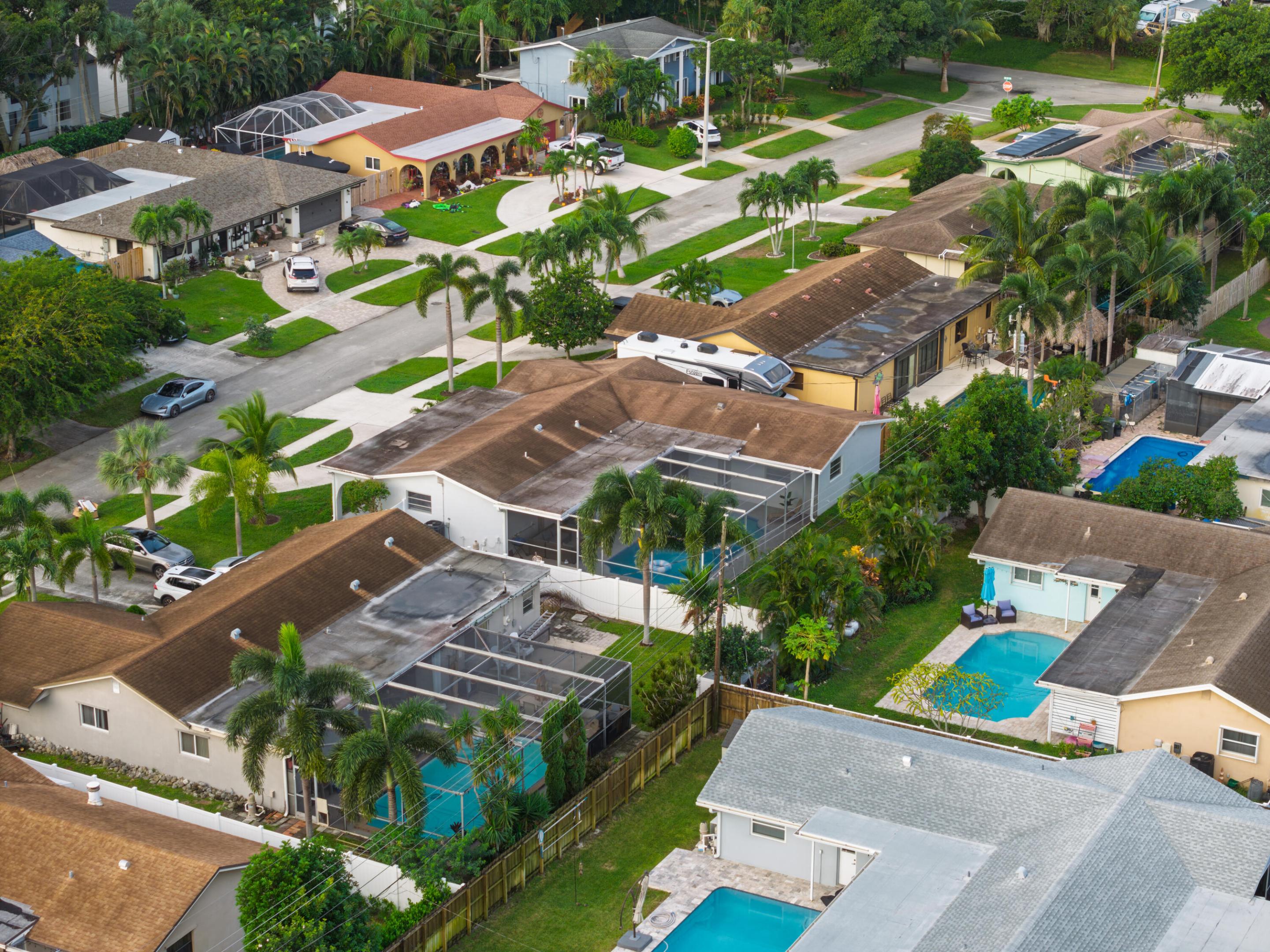 4421 NW 2ND, Coconut Creek FL 33066