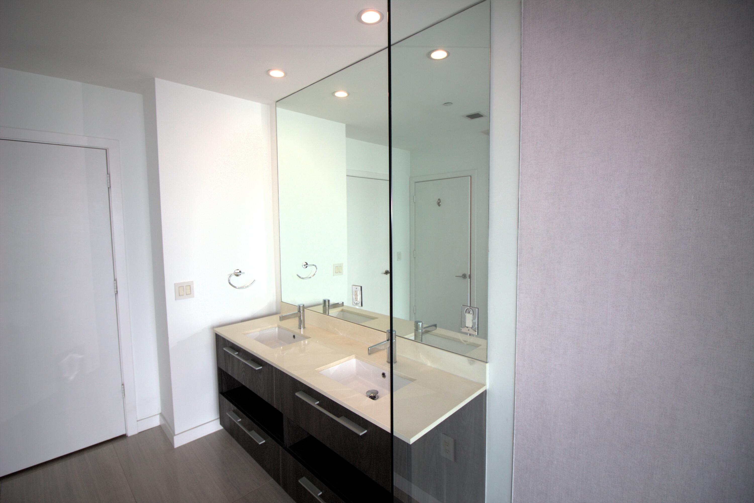 480 NE 31st #906, Miami FL 33137