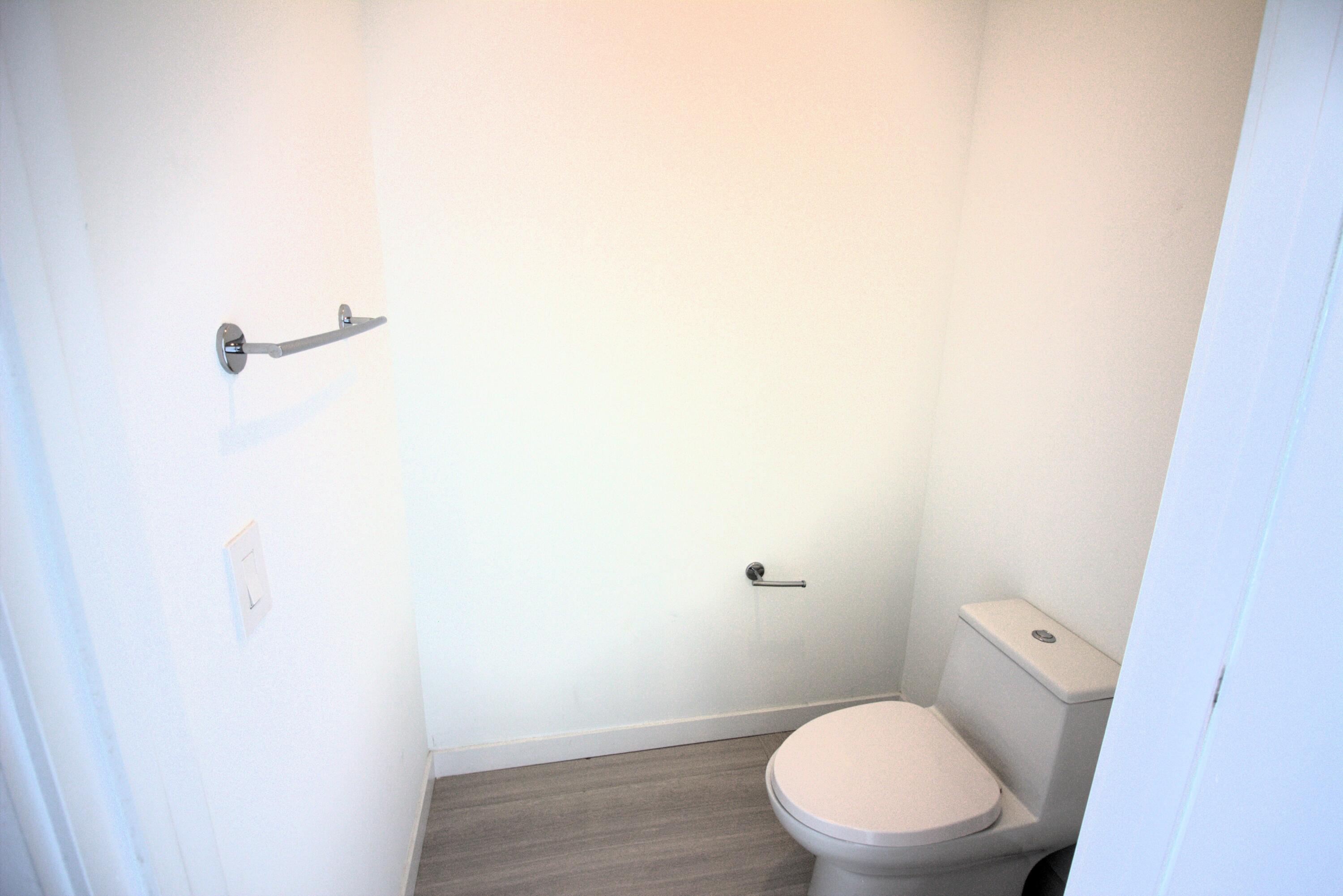 480 NE 31st #906, Miami FL 33137