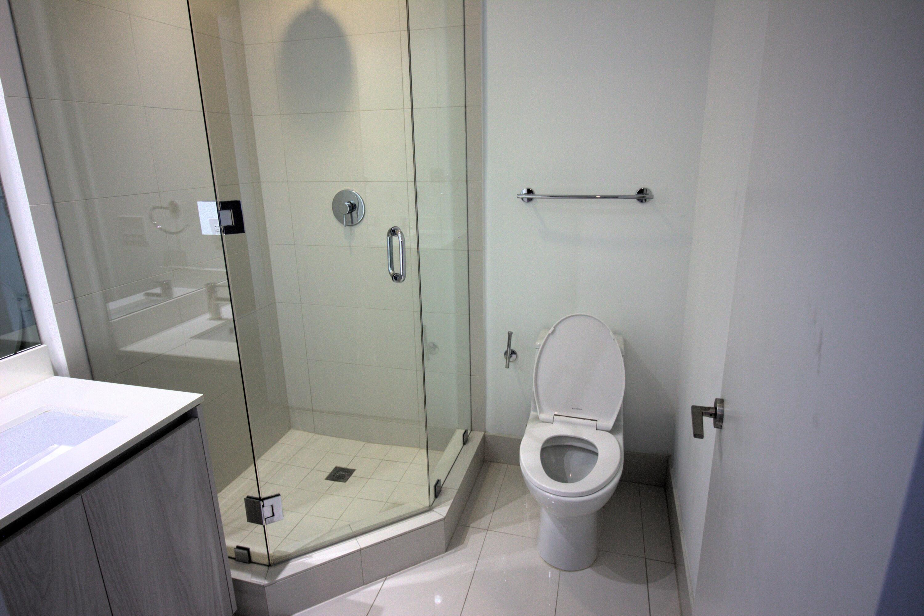 480 NE 31st #906, Miami FL 33137