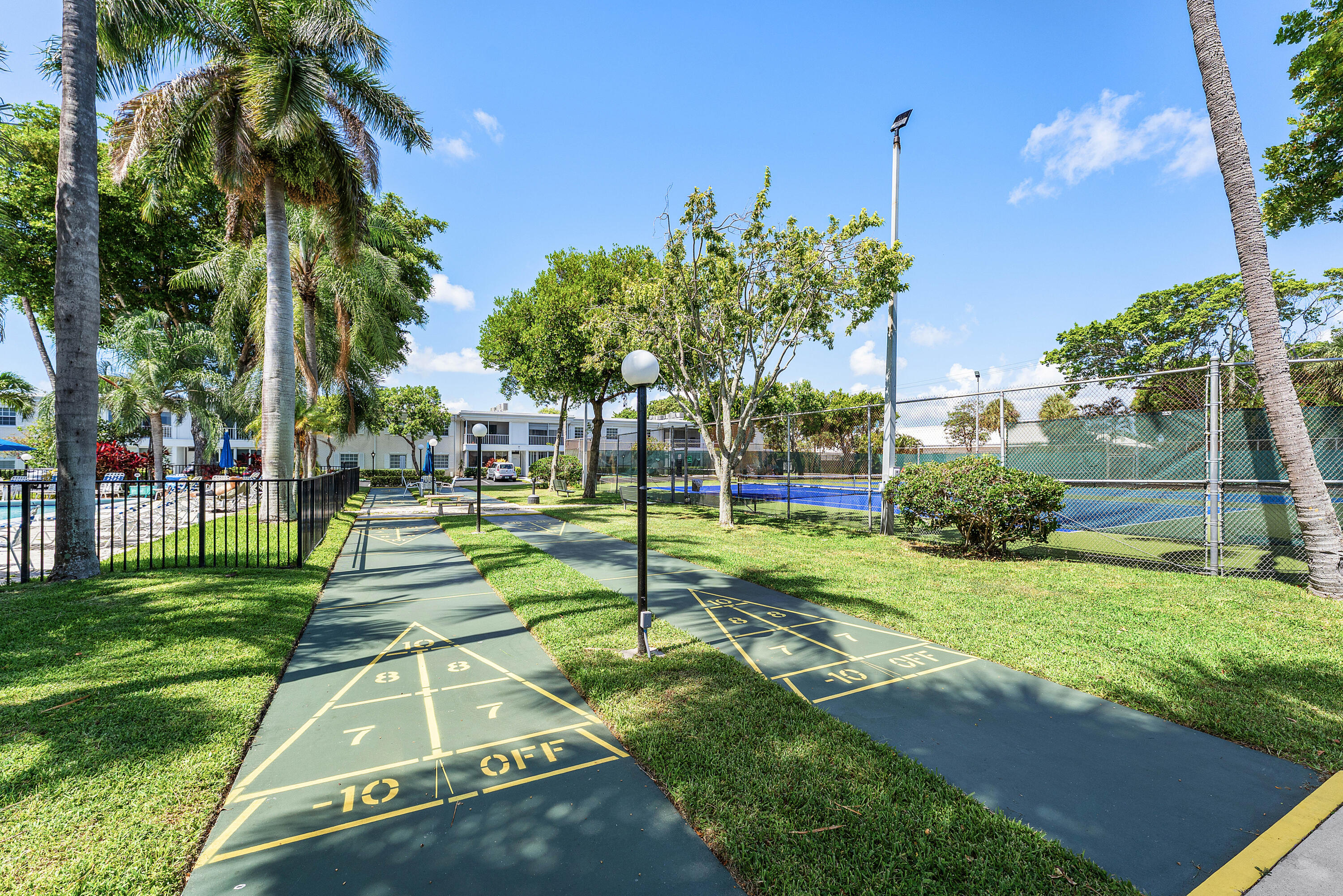 6319 Bay Club #1, Fort Lauderdale FL 33308