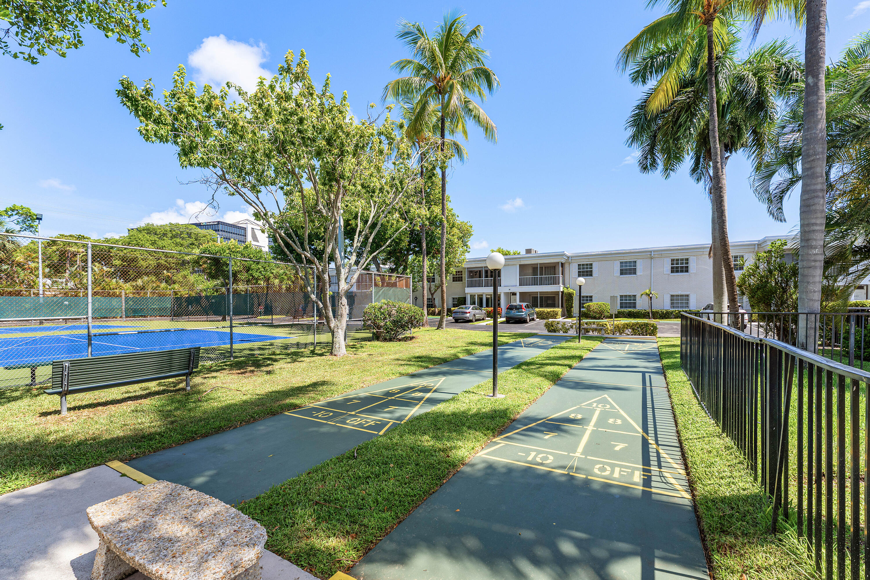 6319 Bay Club #1, Fort Lauderdale FL 33308
