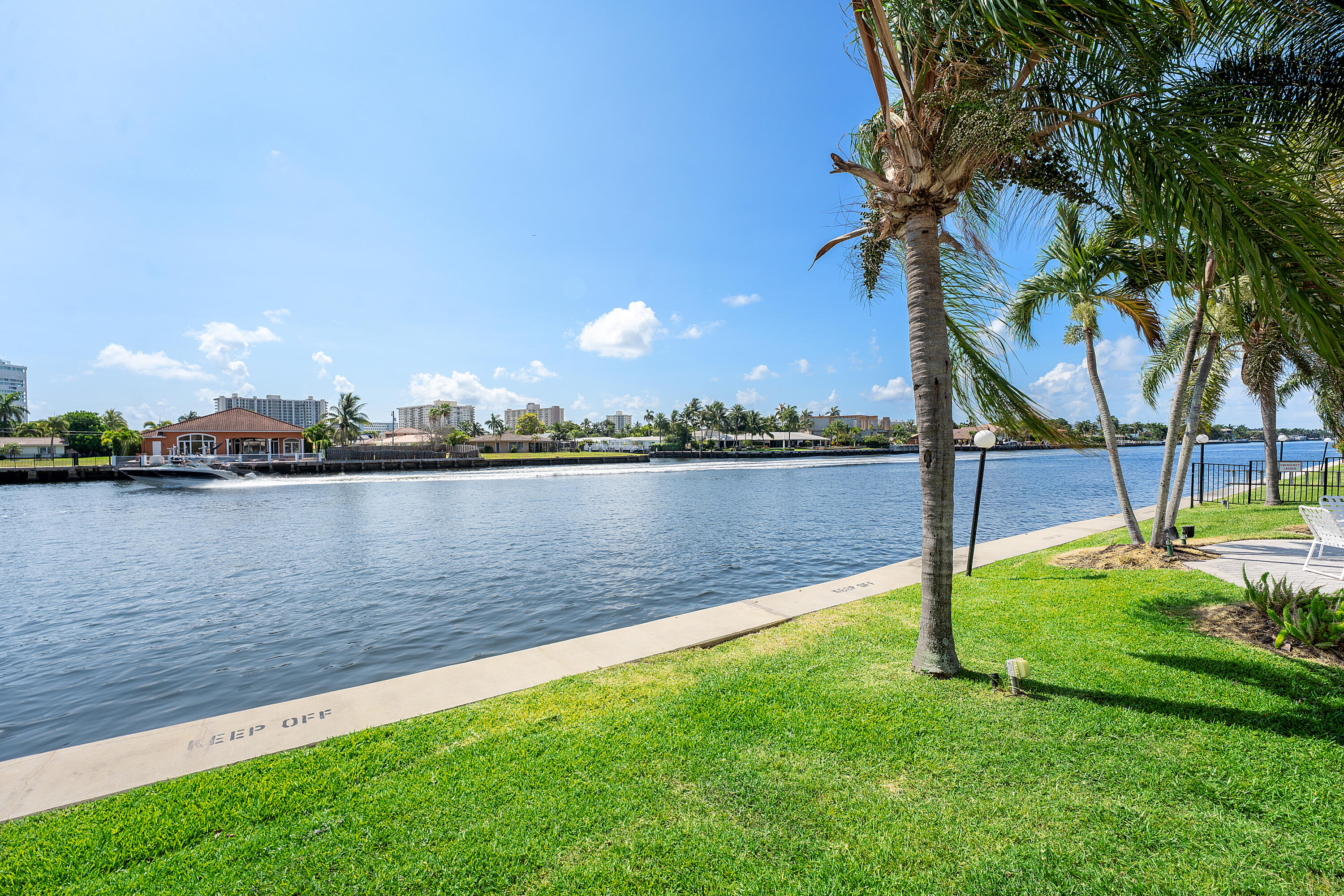 6319 Bay Club #1, Fort Lauderdale FL 33308