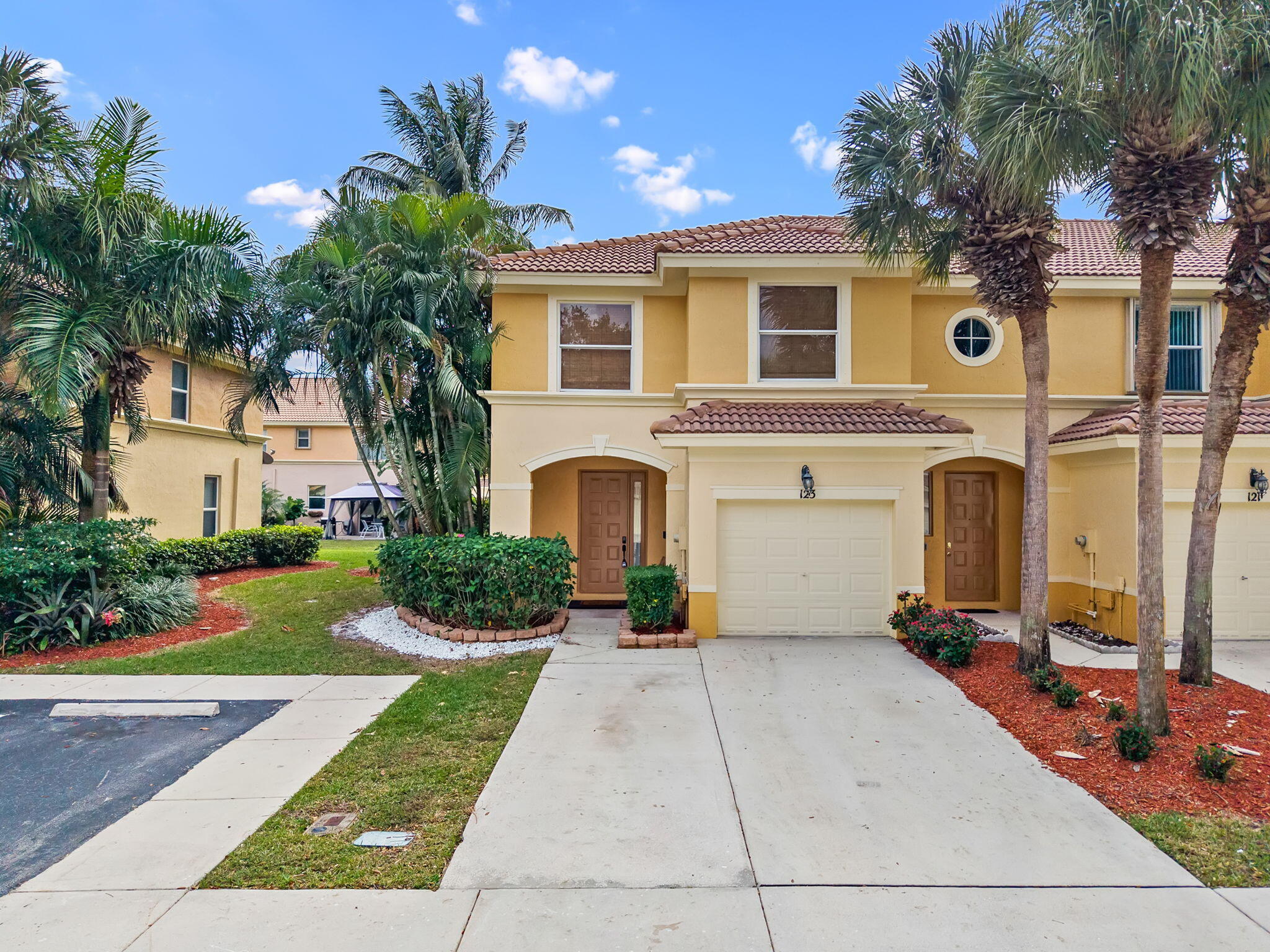 123 Wakulla Springs, Royal Palm Beach FL 33411