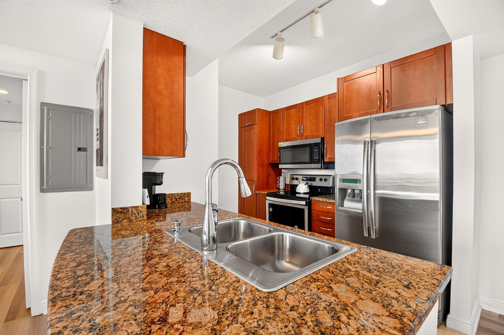 350 N FEDERAL #813, Boynton Beach FL 33435