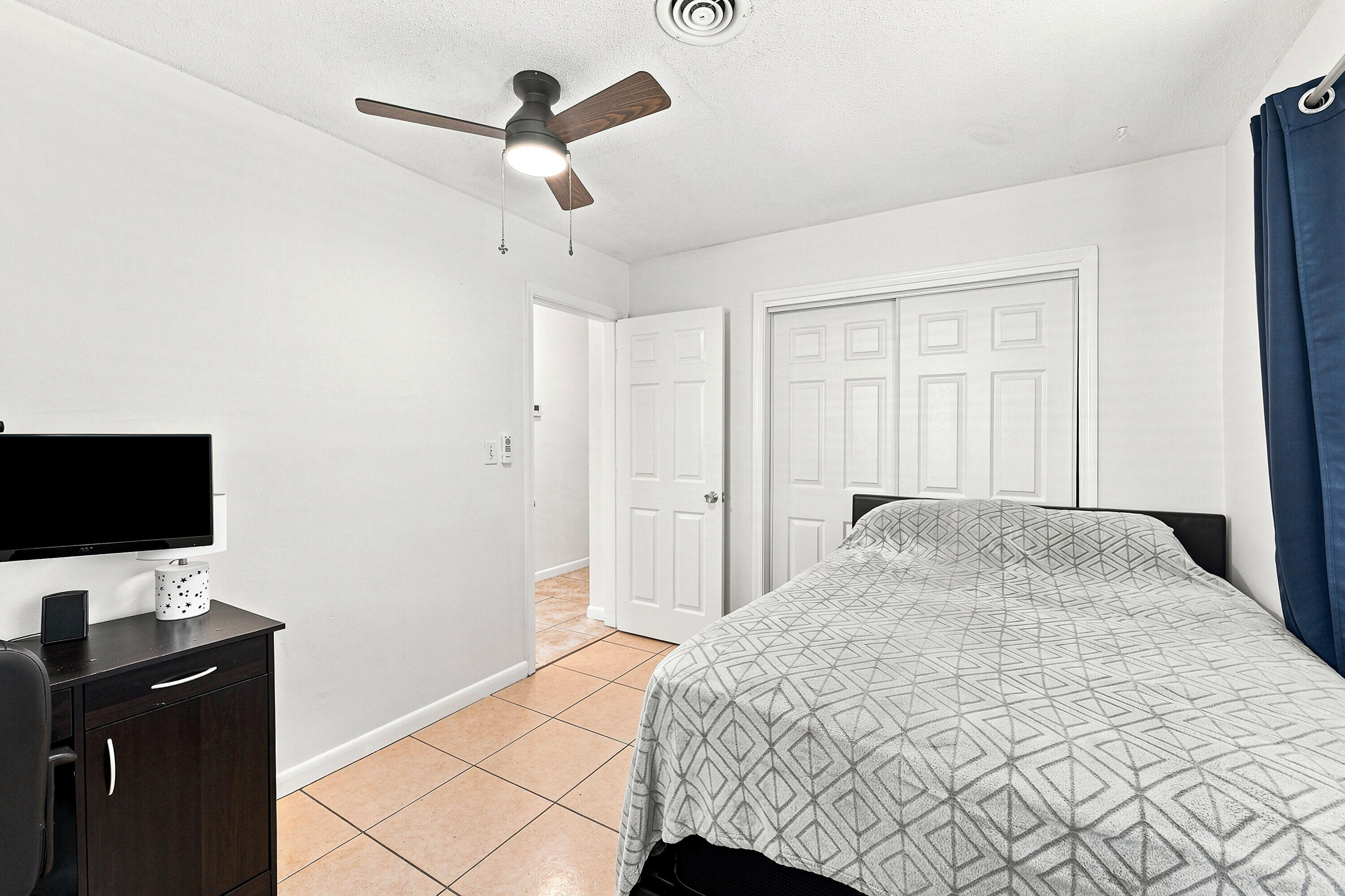 2908 NW 48TH, Tamarac FL 33309