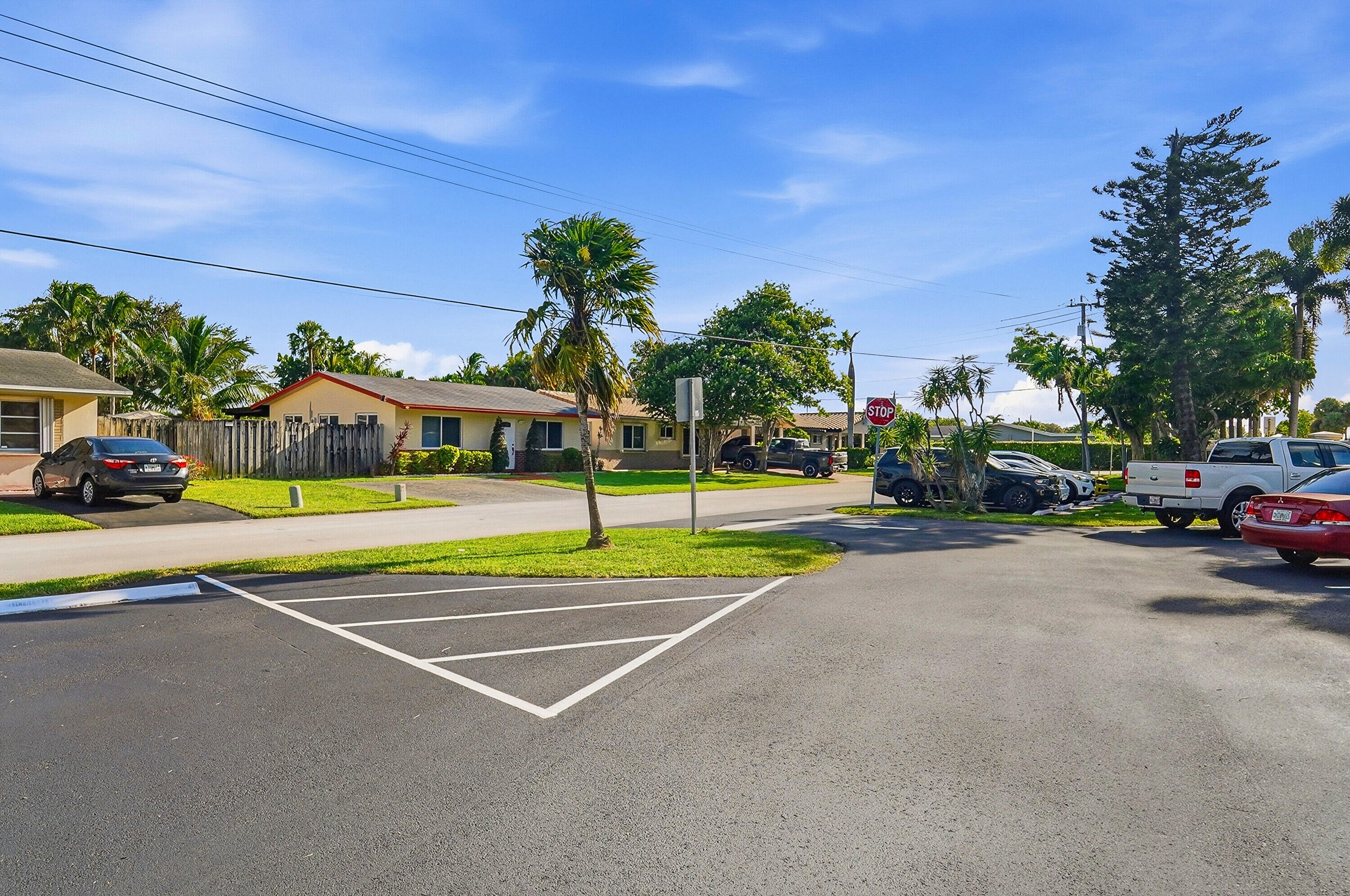 2908 NW 48TH, Tamarac FL 33309